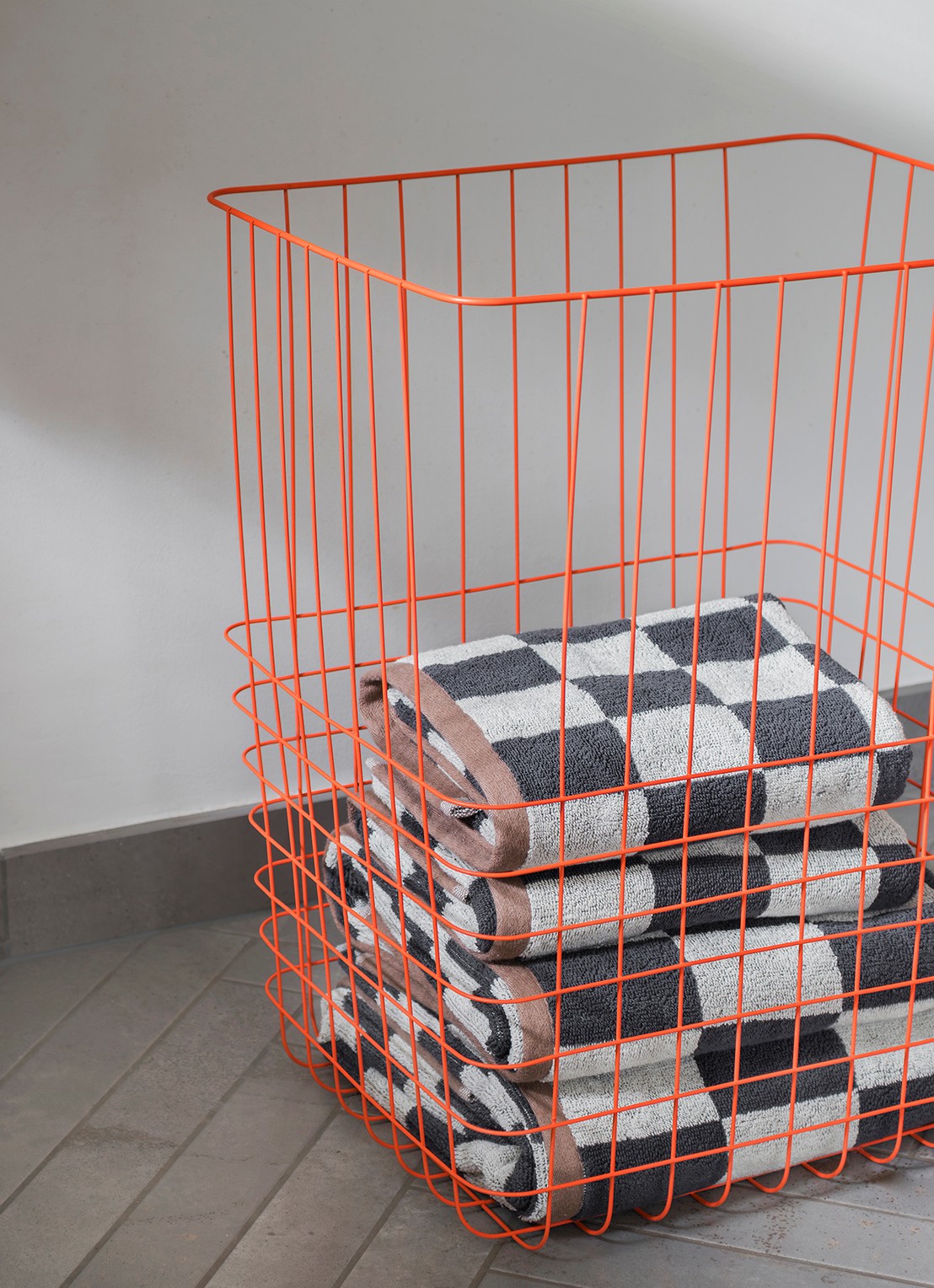 Mette Ditmer Store-it mand 40 x 32 x 50 cm - detail 6 oranje