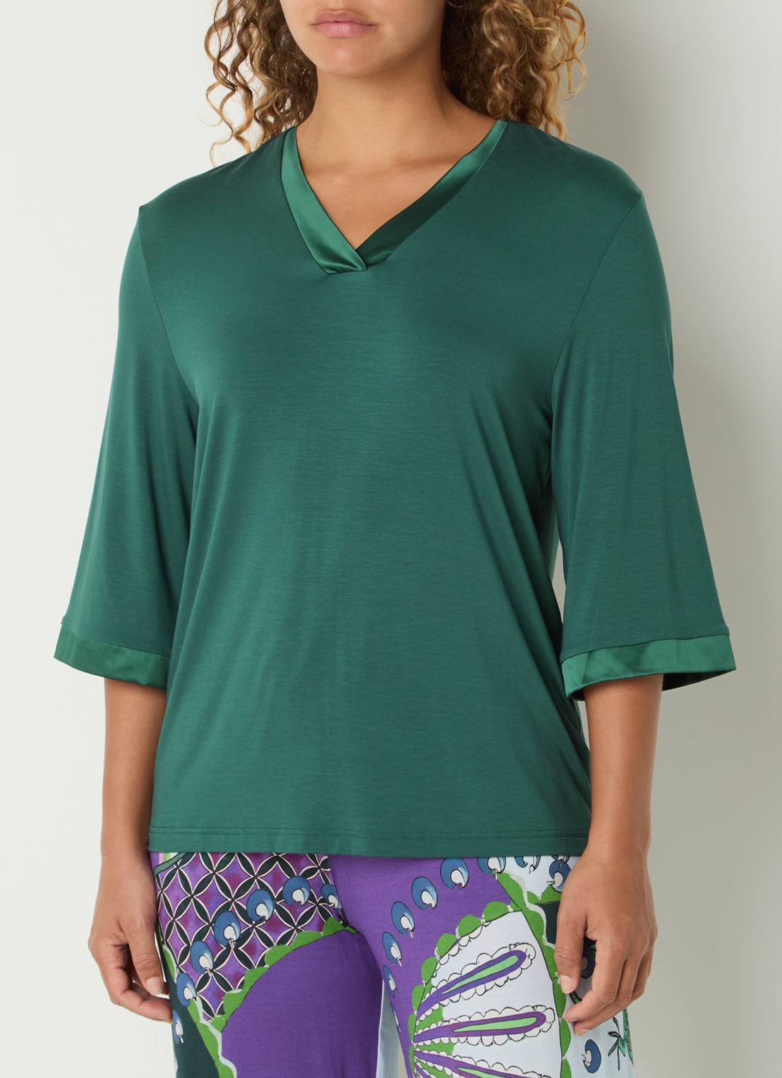 Mey Pyjamatop met V-hals - detail donkergroen