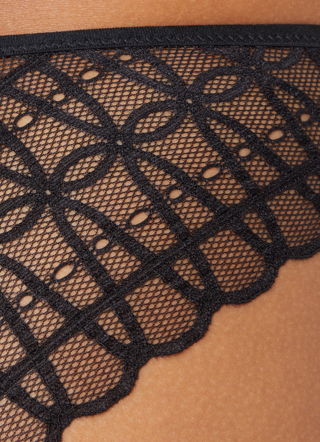 Mey Tanga van kant - detail 5 zwart
