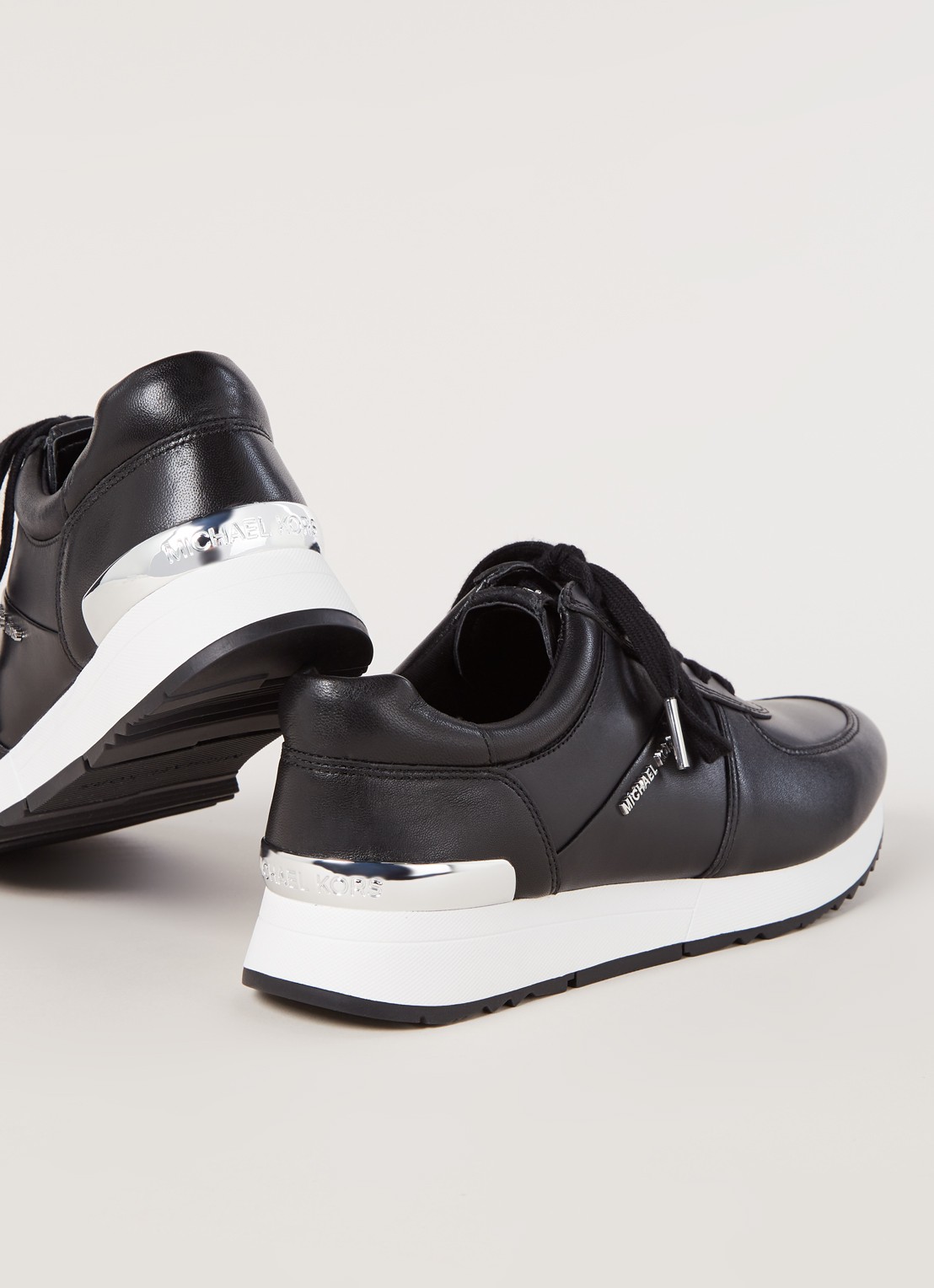 Michael Kors Allie sneaker van leer - detail 3 zwart