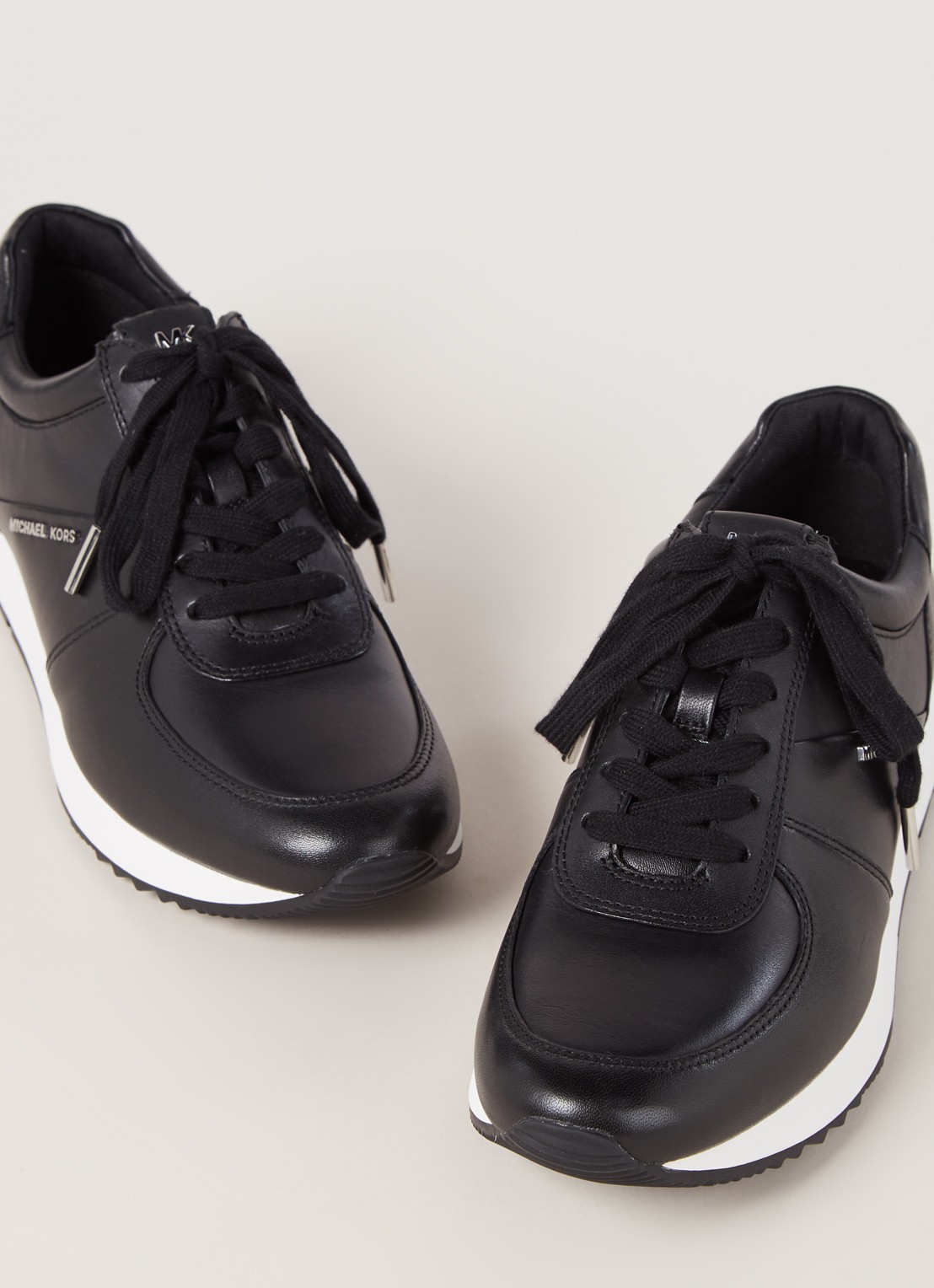 Michael Kors Allie sneaker van leer - detail 4 zwart