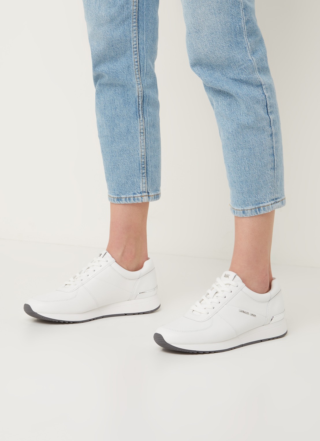 Michael Kors Allie sneaker van leer - voorkant 2 wit