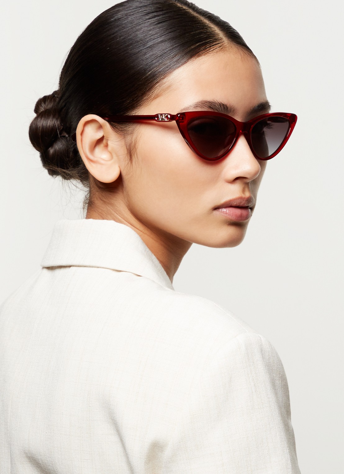 Michael Kors Cat Eye zonnebril MK2195U - voorkant 2 donkerrood