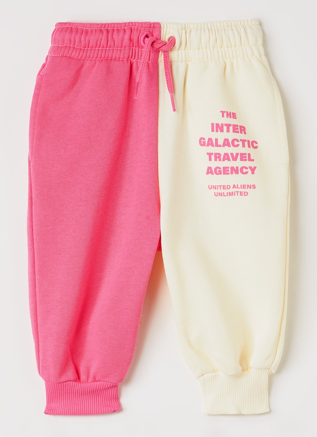 Mini Rodini Travel Agency tapered fit joggingbroek met print - voorkant 3 roze