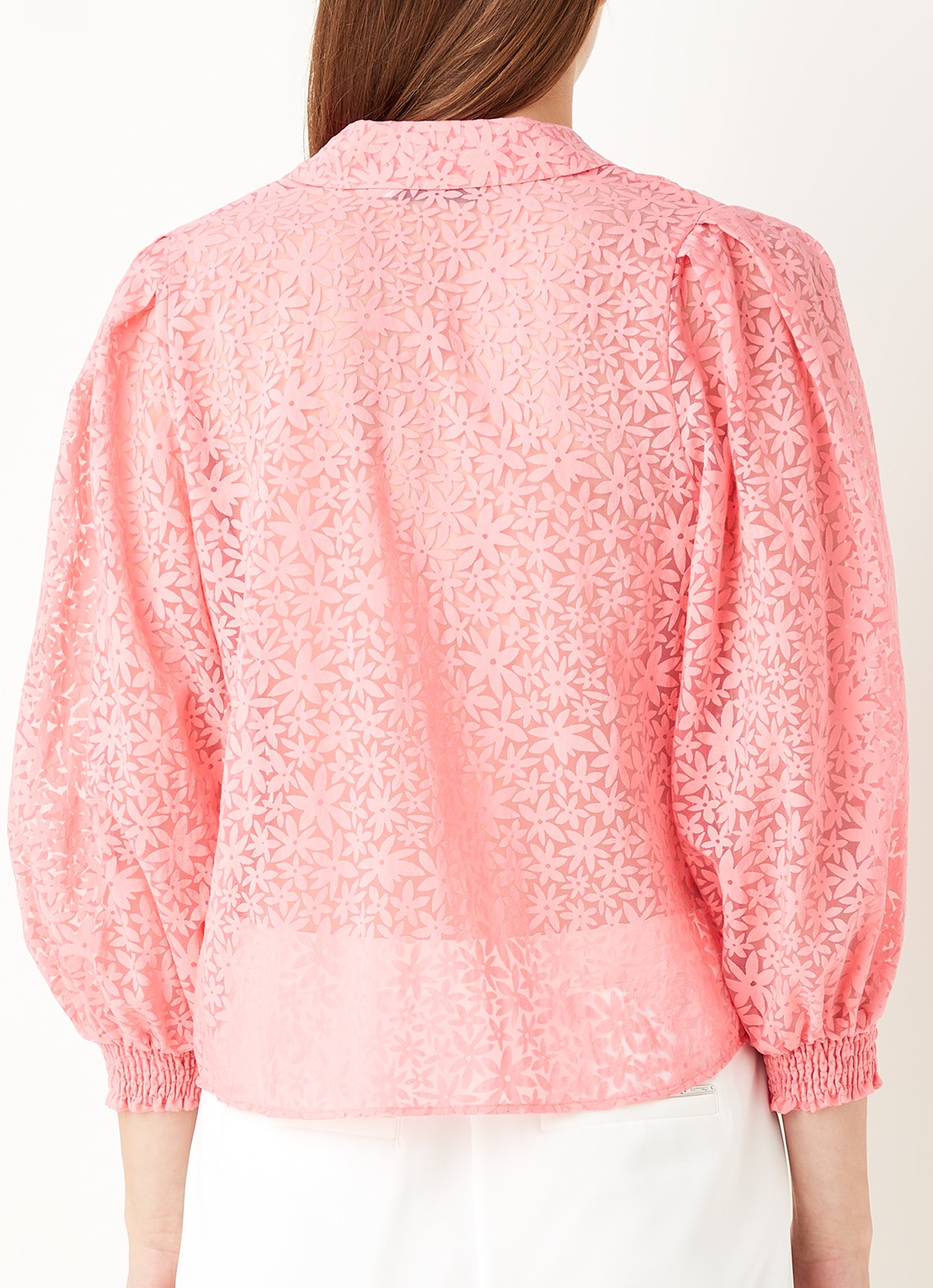 Mint Velvet Blouse met pofmouw en bloemenprint - achterkant 4 koraalroze