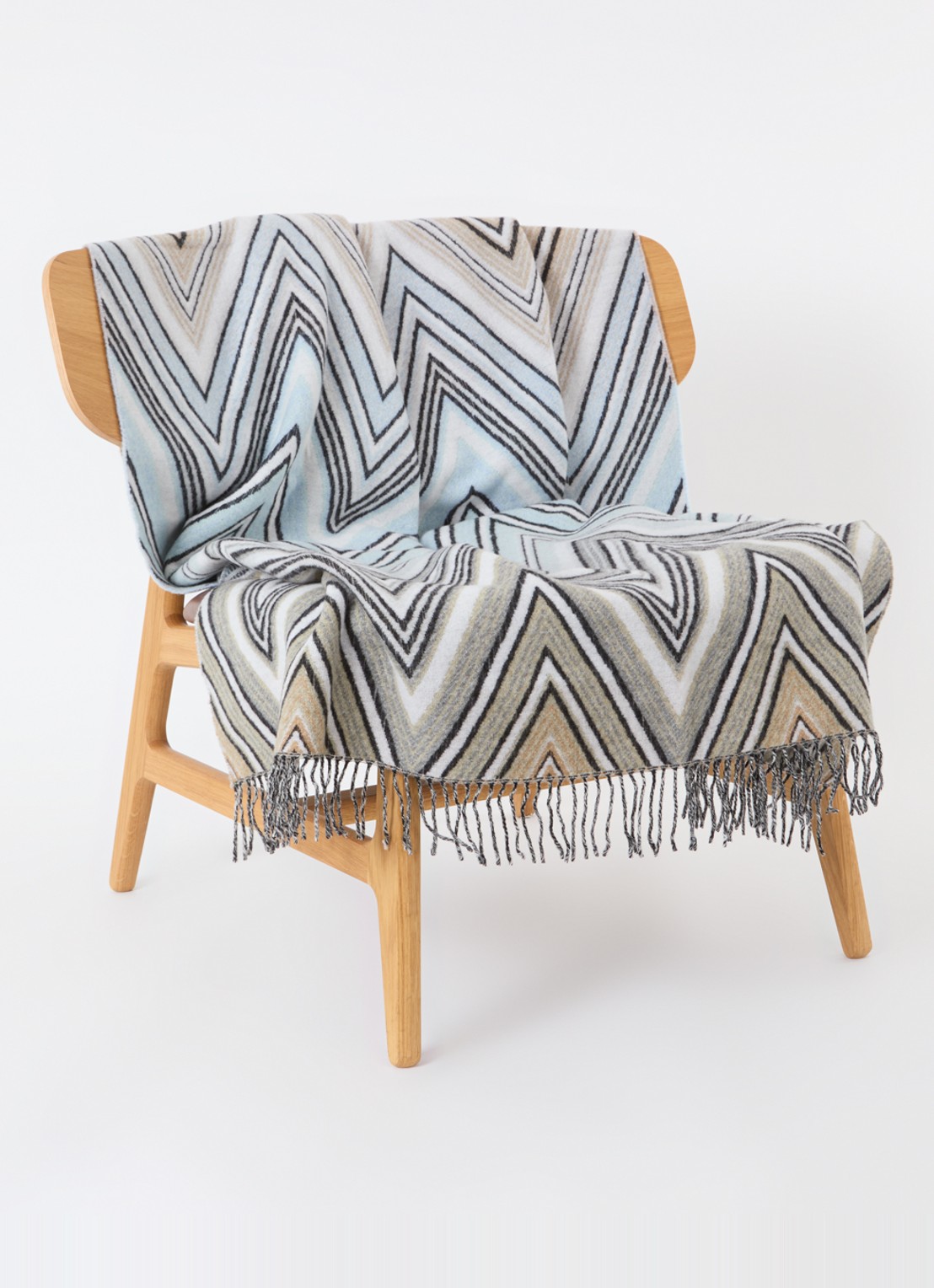 Missoni Plume plaid in wolblend 130 x 190 cm - voorkant 3 taupe