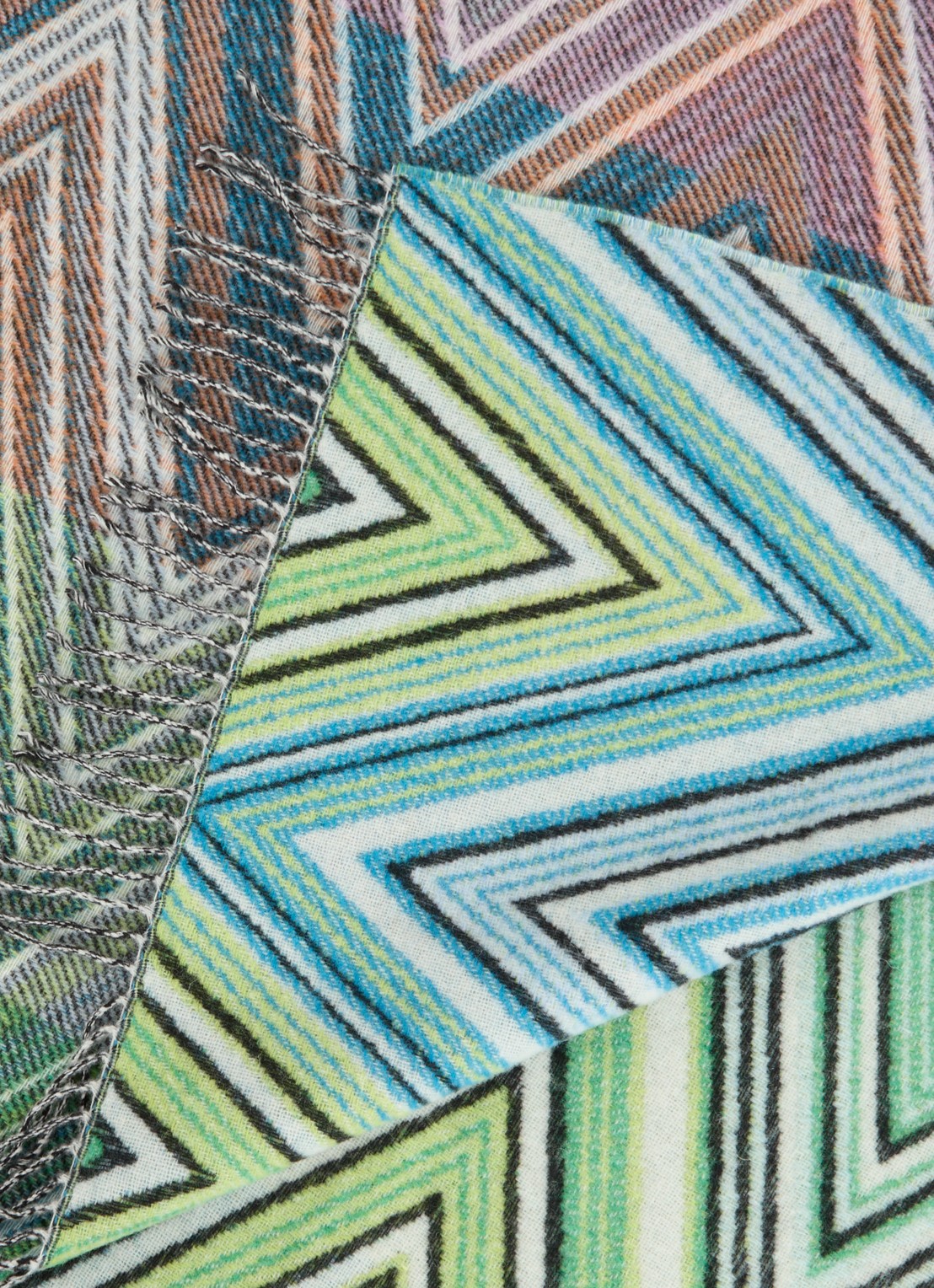 Missoni Plume plaid in wolblend 130 x 190 cm - detail groen