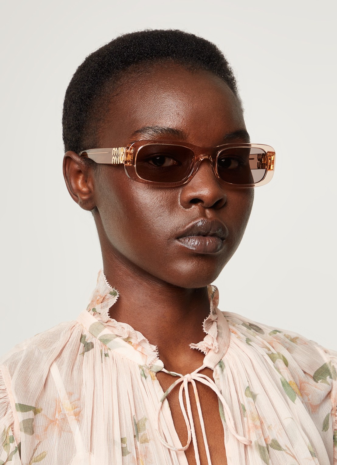 Miu Miu Retro zonnebril MU 08ZS - voorkant 2 roze