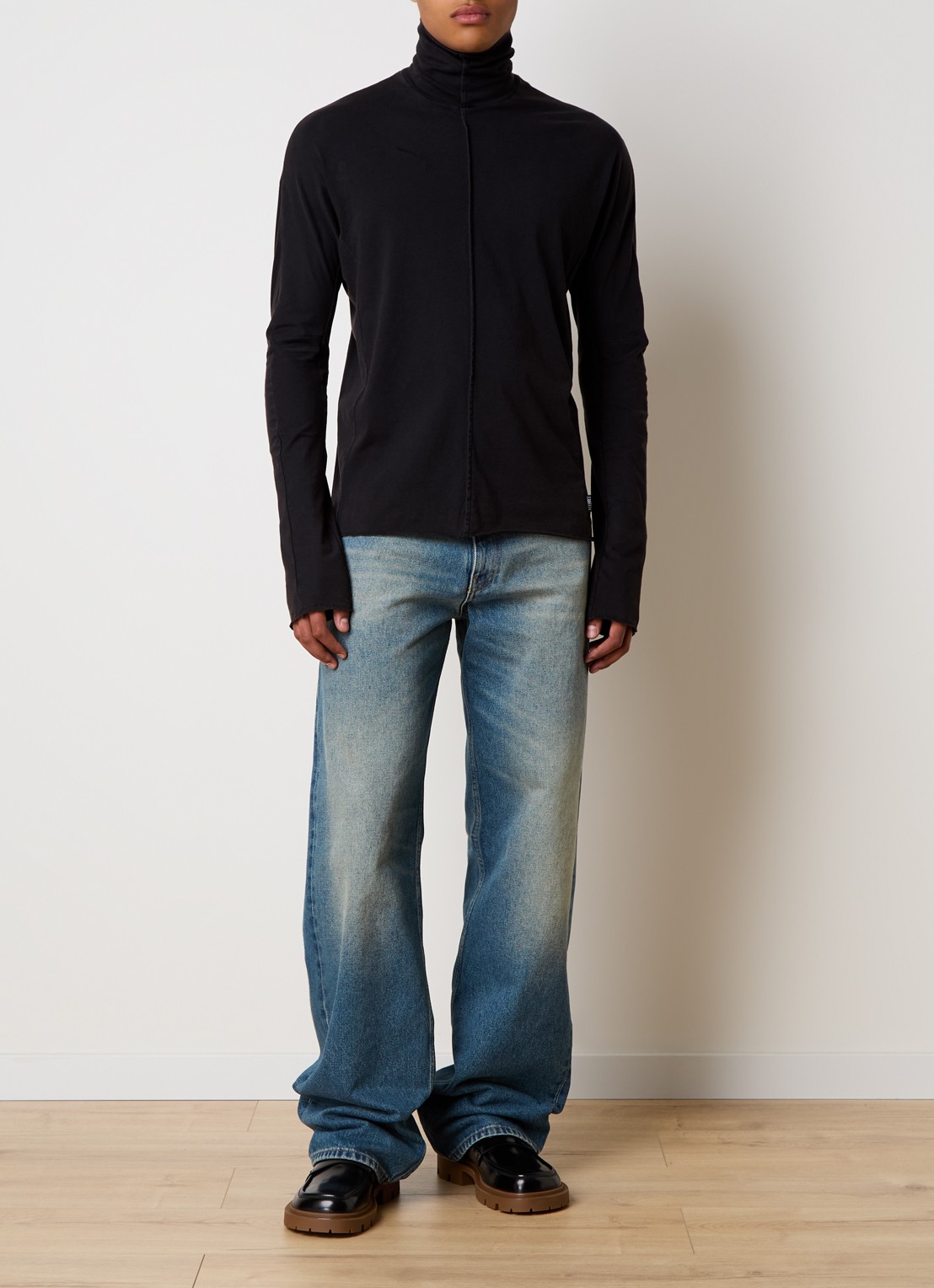 MM6 Longsleeve met col - voorkant 5 zwart