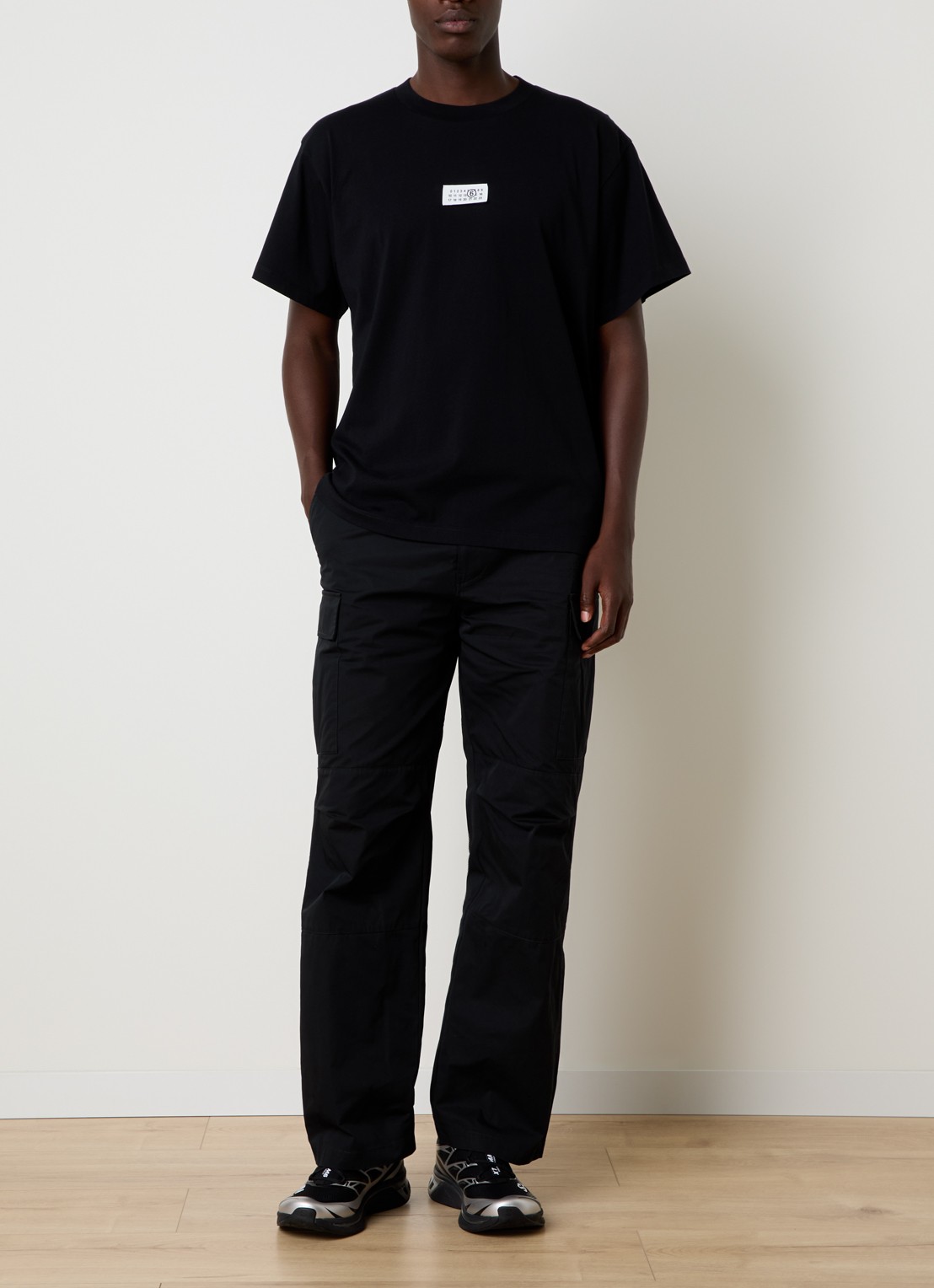 MM6 Loose fit cargobroek met klepzakken - voorkant 6 zwart