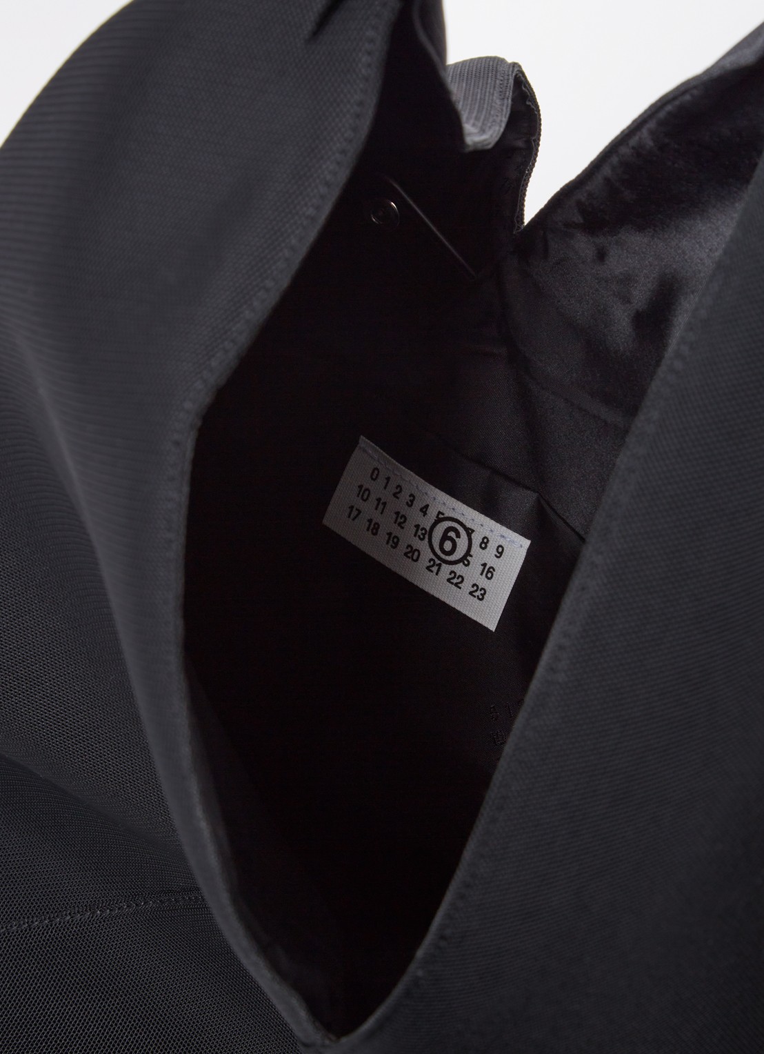 MM6 Schoudertas met logo - detail 3 zwart