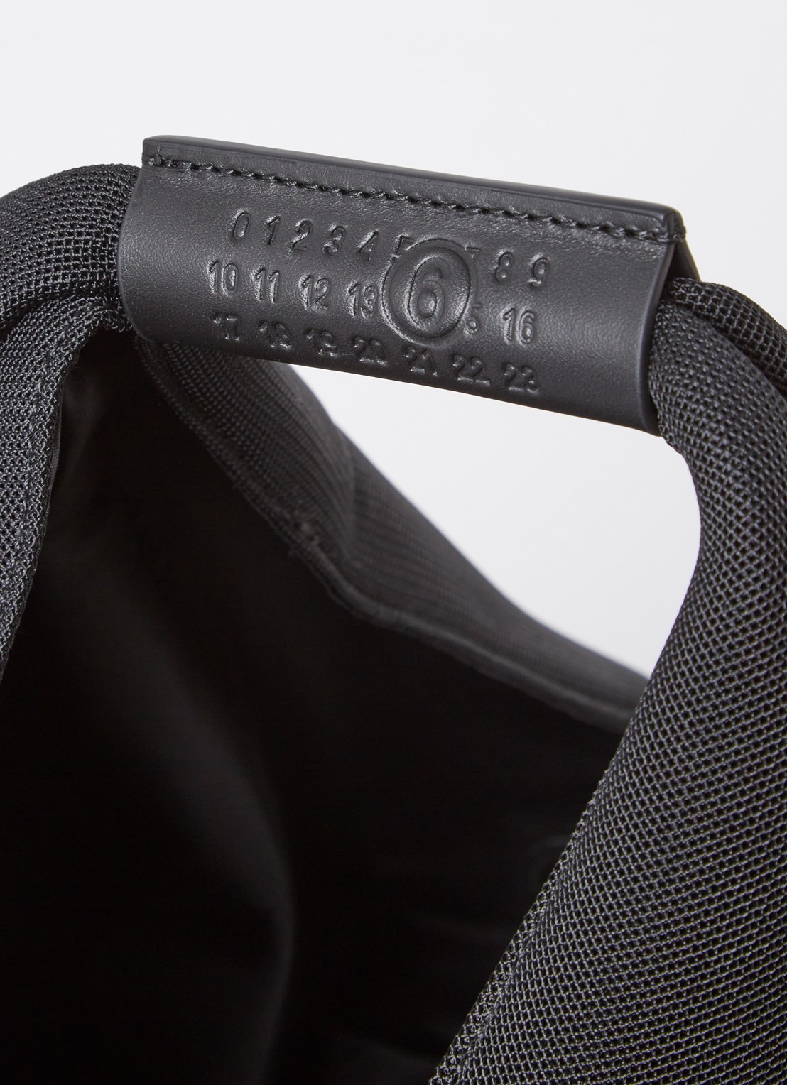 MM6 Schoudertas met logo - detail 5 zwart
