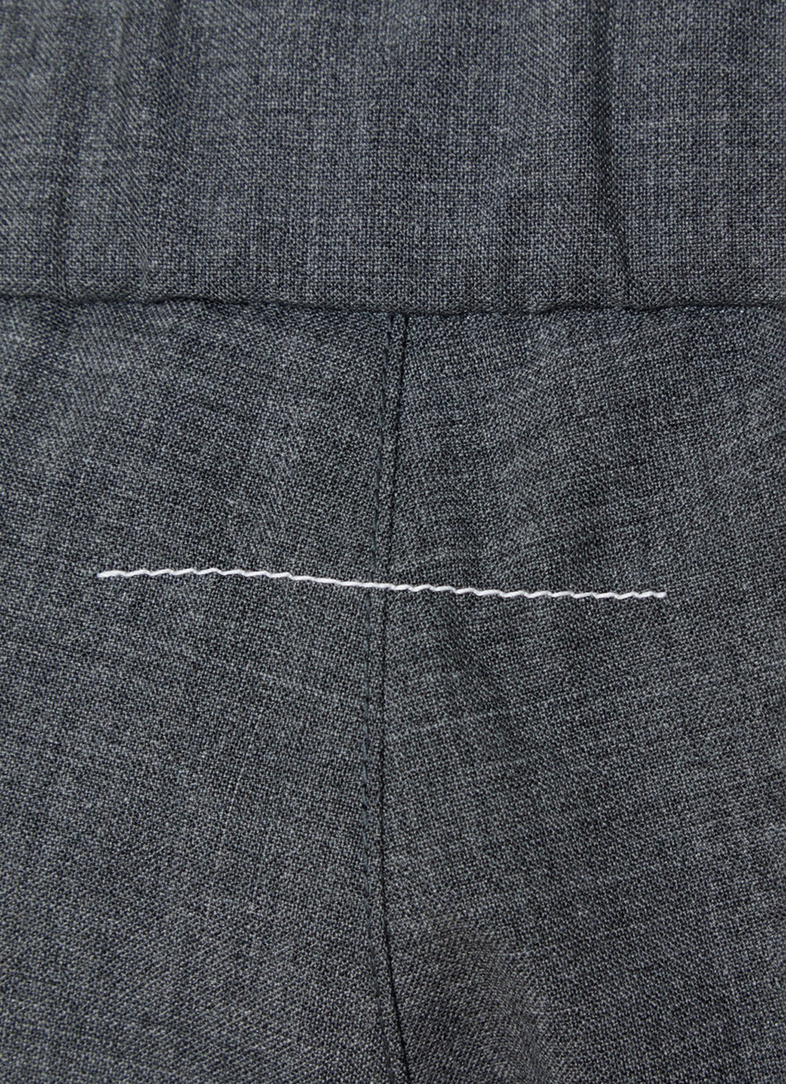 MM6 Straight fit pantalon met persplooi en steekzakken - detail 4 donkergrijs