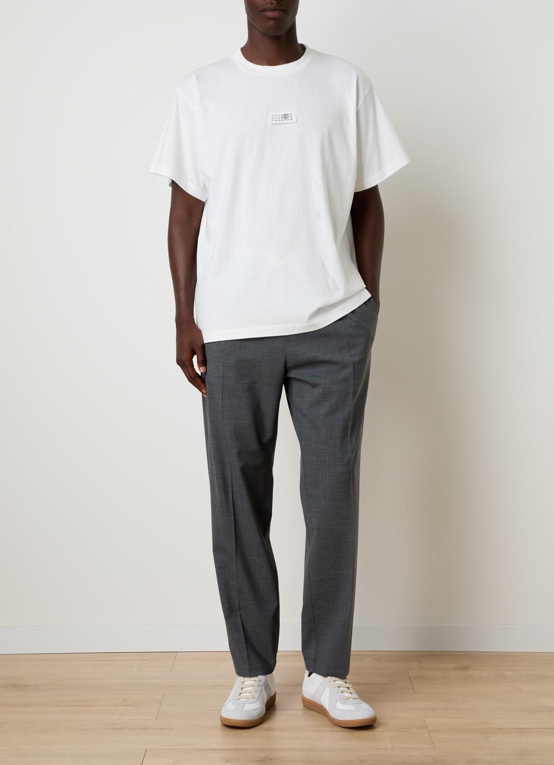 MM6 Straight fit pantalon met persplooi en steekzakken - voorkant 6 donkergrijs