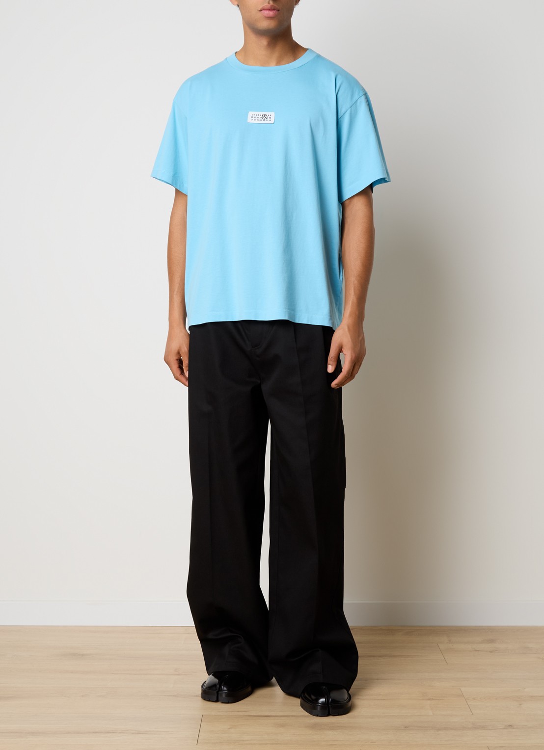 MM6 T-shirt met logo - voorkant 5 lichtblauw