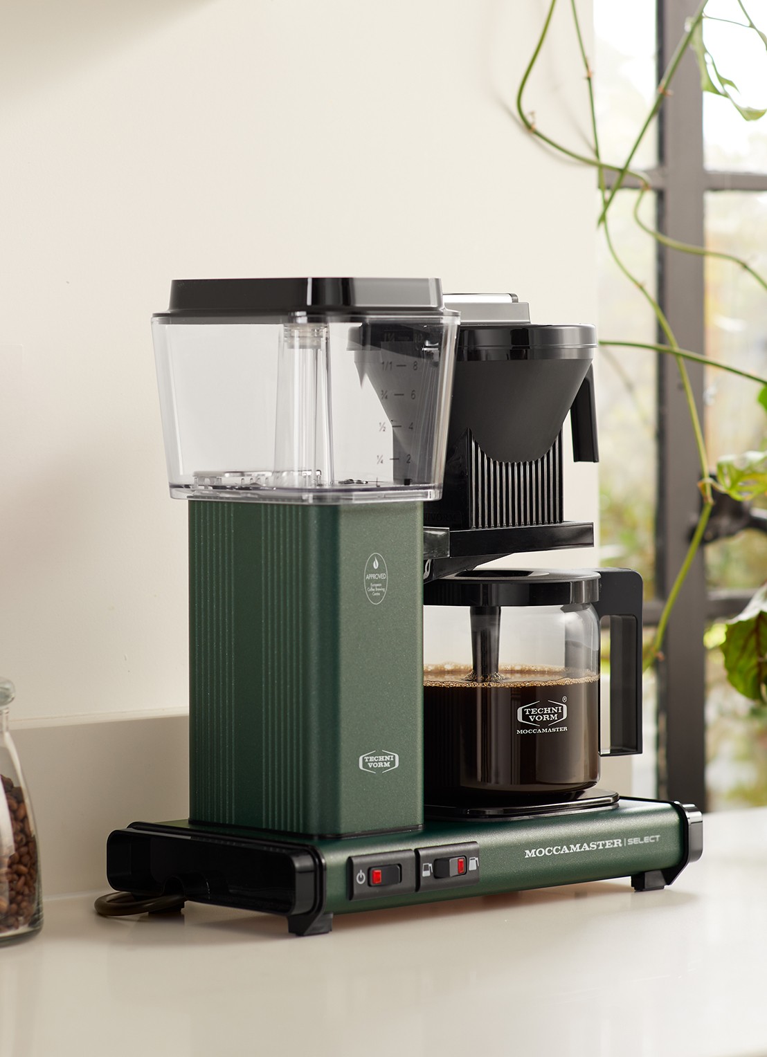Moccamaster KBG Select koffiezetapparaat 53991 - detail 4 olijfgroen