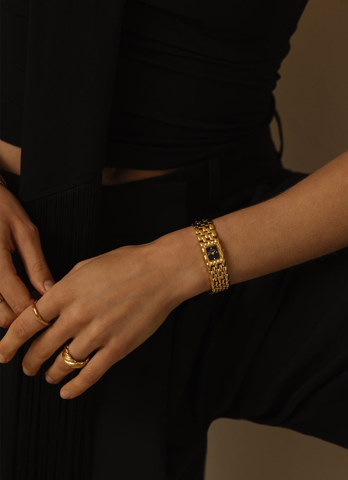 Mockberg Eternal Gold Noir horloge MB2089 - detail 3 goud