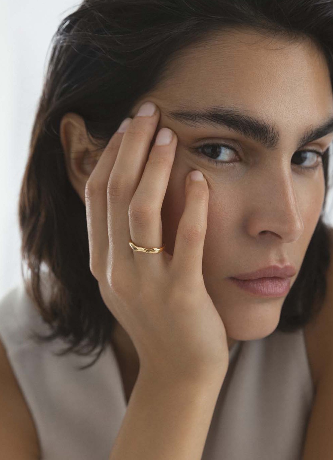 Mockberg Wavy Petite ring MB0133 - detail 5 goud