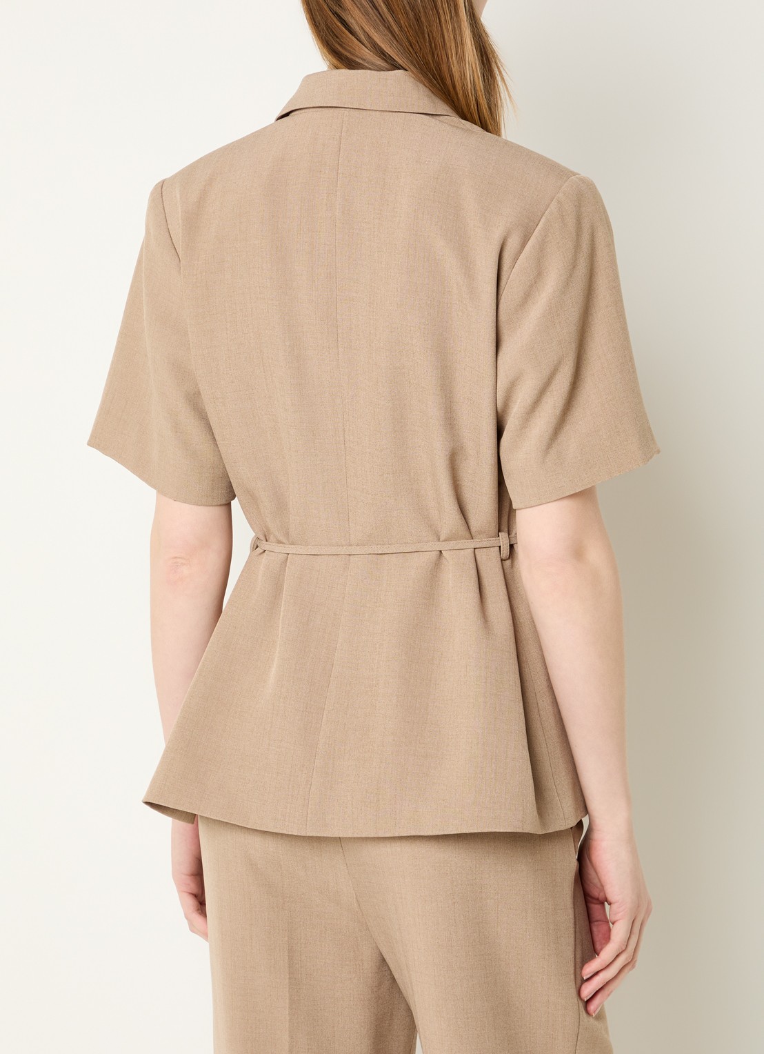 Modström Alaya blazer met trekkoord - achterkant 2 camel