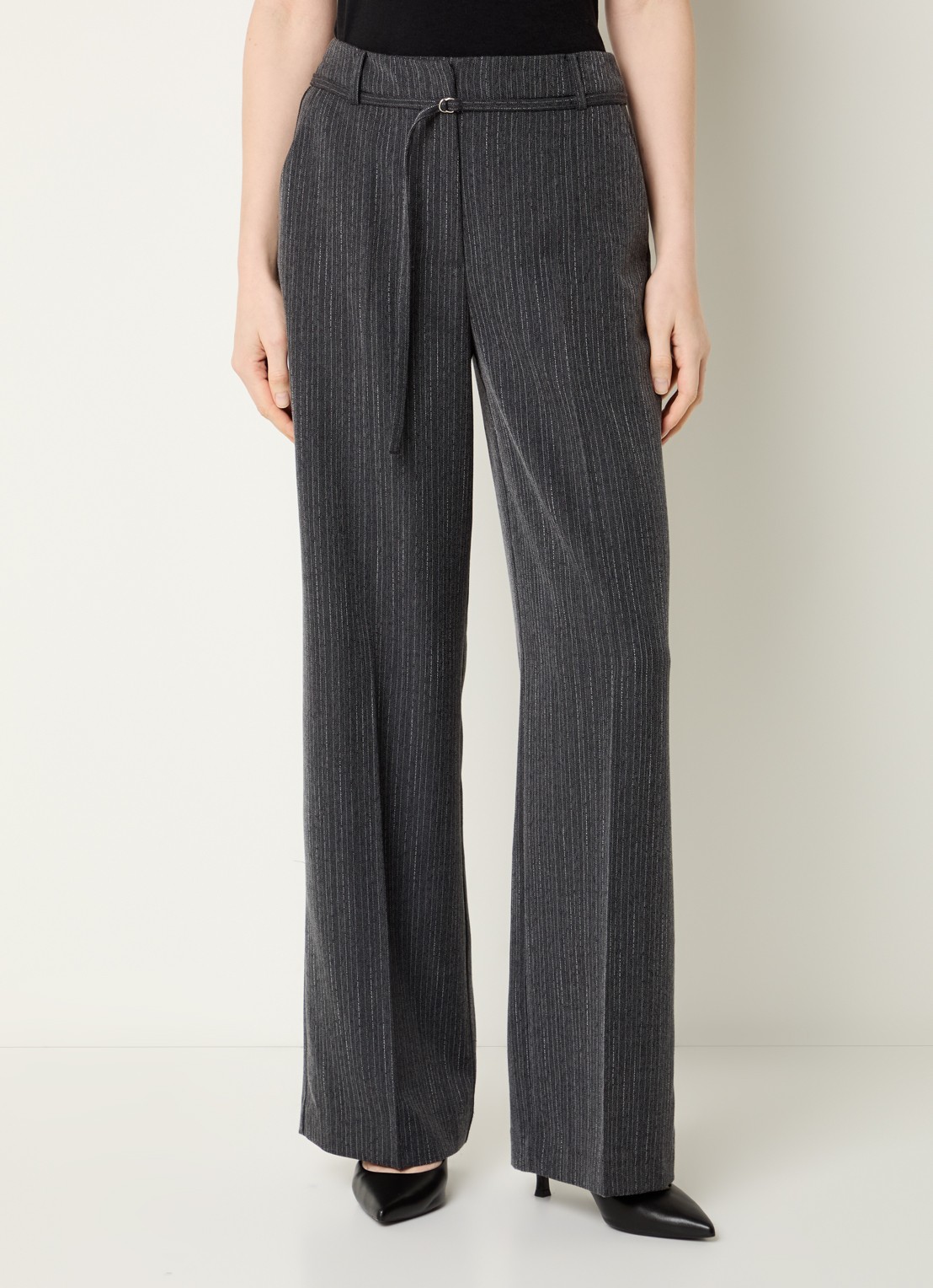 Modström Birna mid waist wide fit pantalon met krijtstreep - detail 3 antraciet