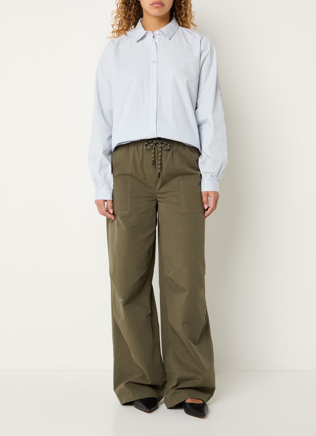 Modström Columbus blouse met borduring - voorkant 4 lichtblauw