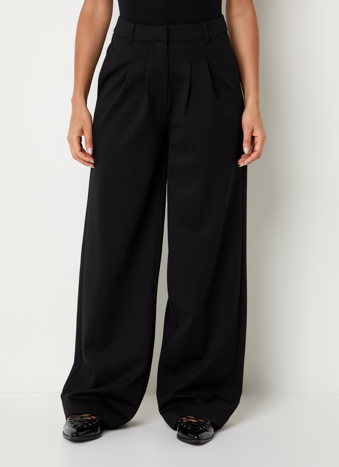 Modström Dorit high waist wide fit pantalon met steekzakken - detail 3 zwart