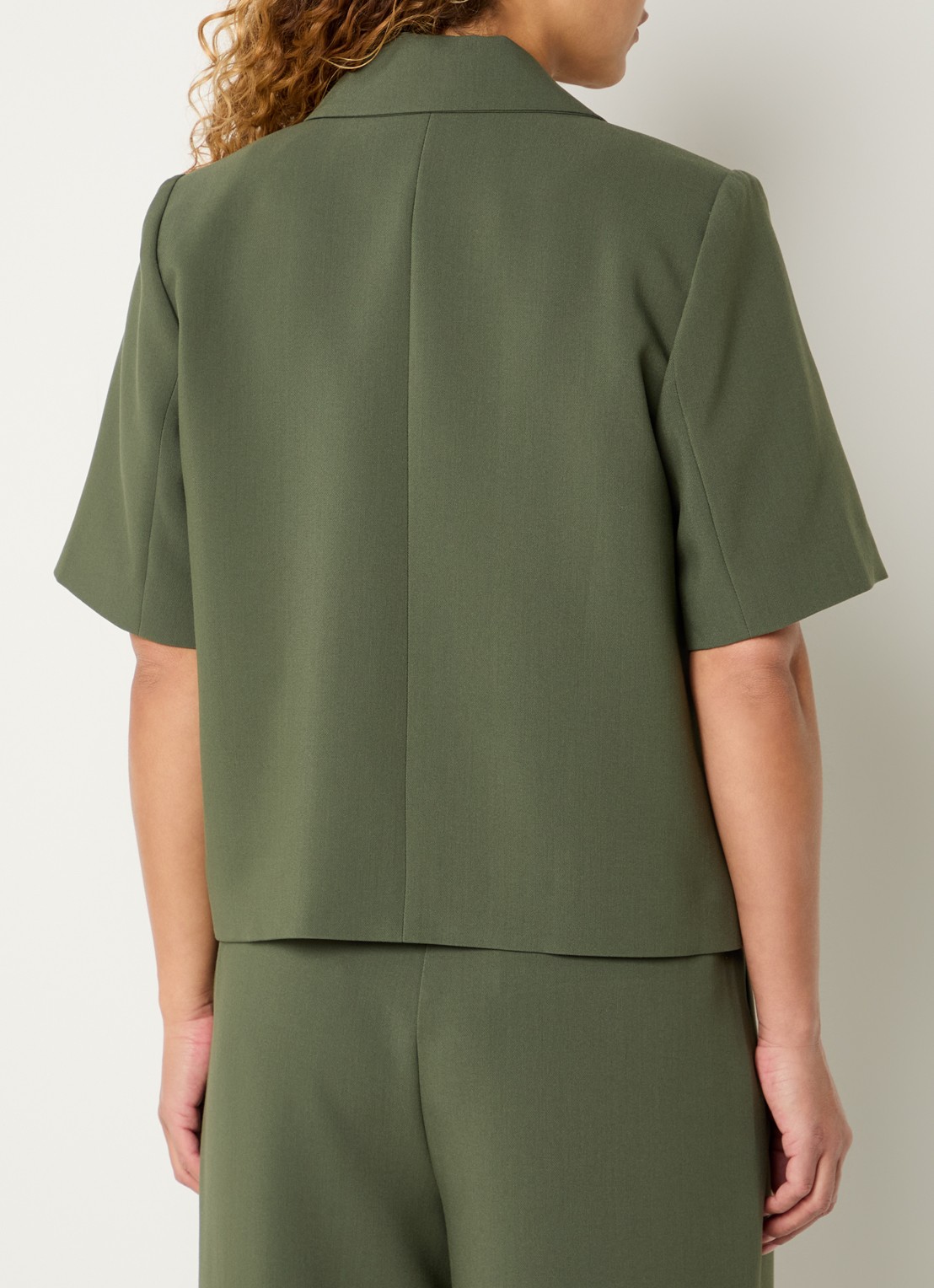 Modström Gale blazer met schoudervulling - achterkant 2 olijfgroen