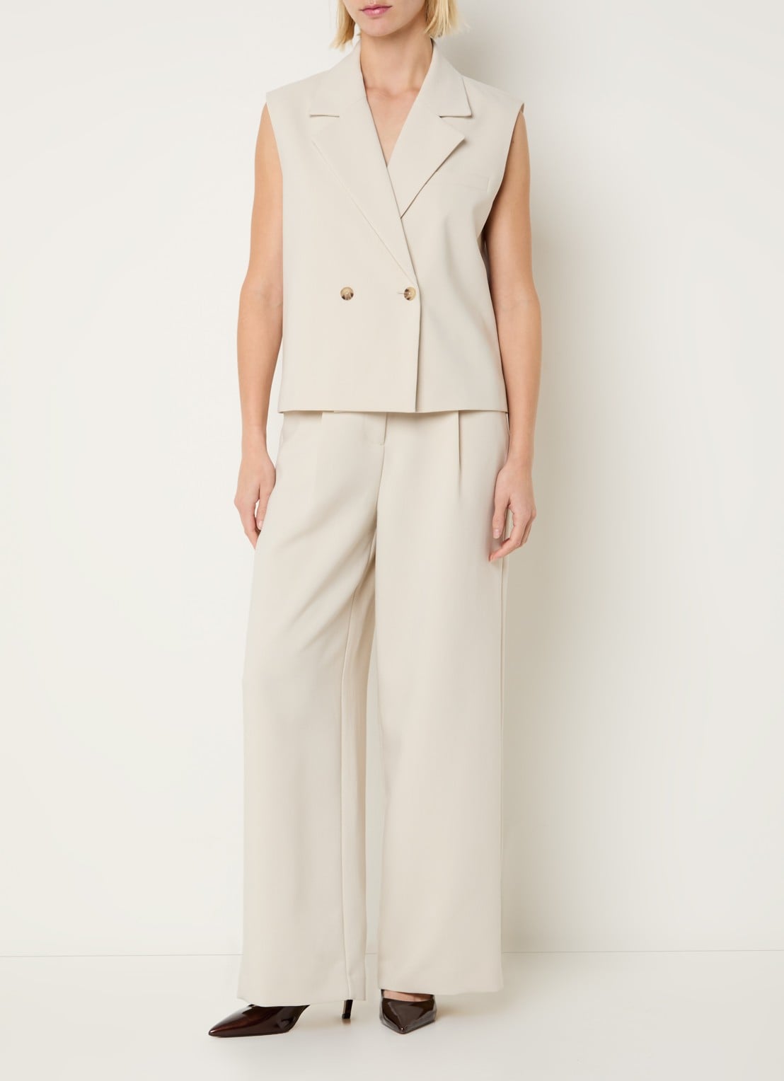 Modström Gale double-breasted gilet  - voorkant 2 beige