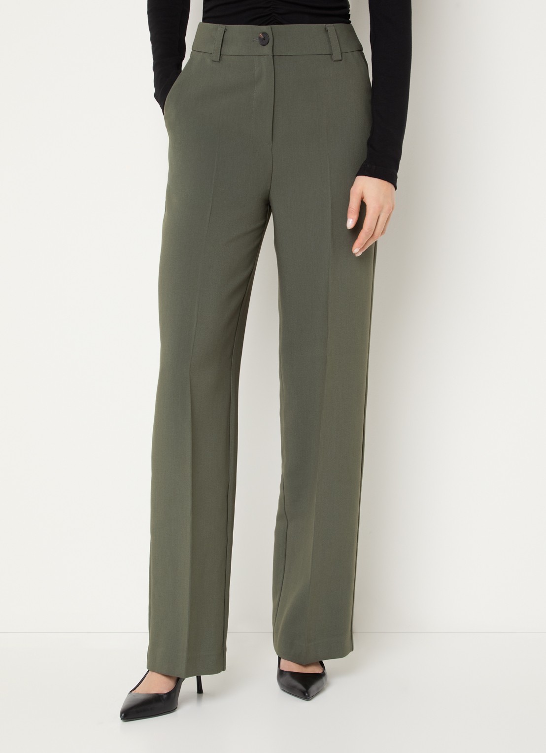Modström Gale high waist straight fit pantalon met steekzakken en persplooi - detail 4 bronsgroen