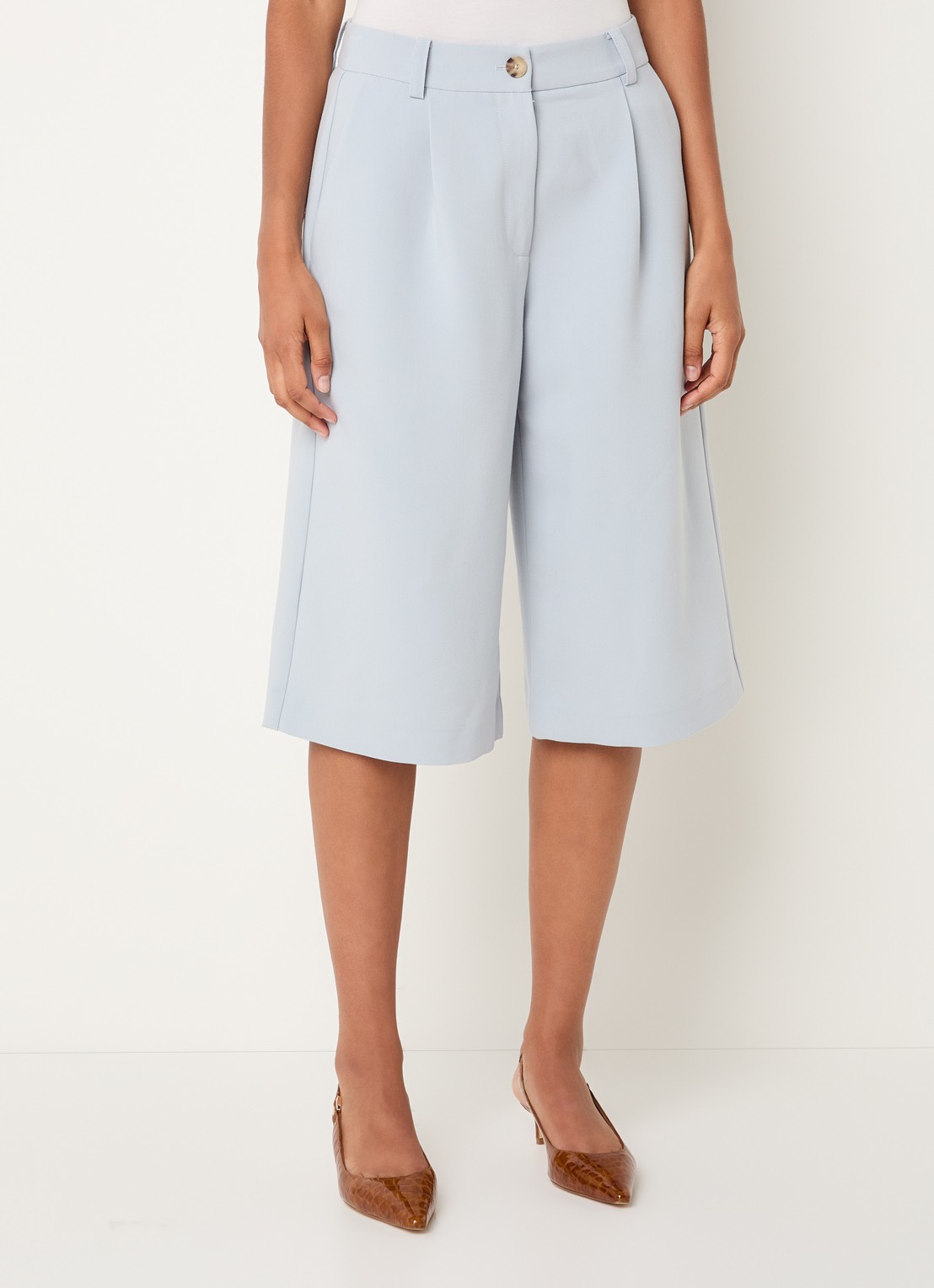 Modström Gale mid waist wide fit culotte - detail 2 lichtblauw