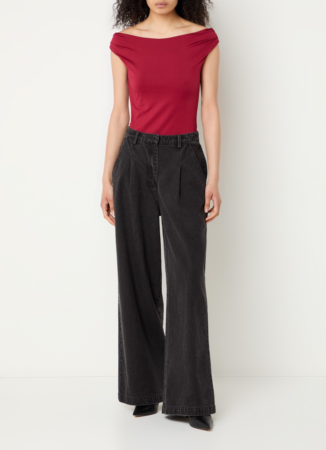 Modström Hima off shoulder top - voorkant 4 donkerrood