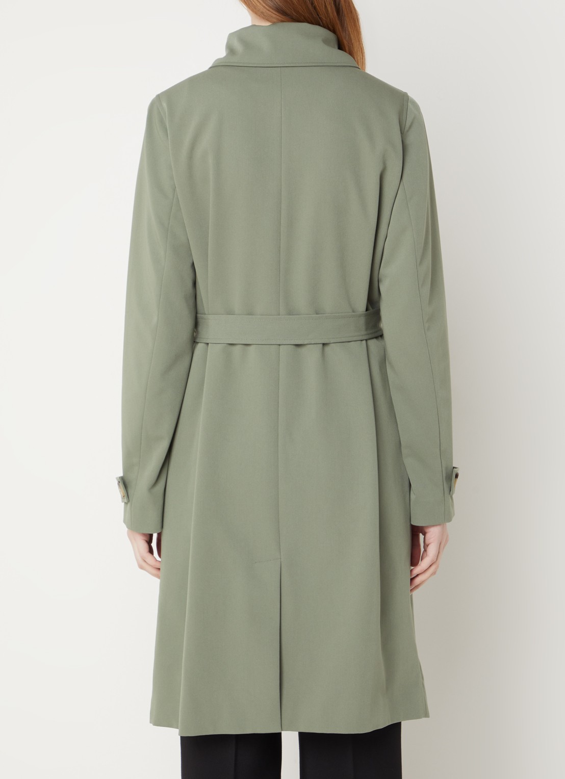 Modström Hiro trenchcoat met dubbele knopenrij en strikceintuur - achterkant legergroen