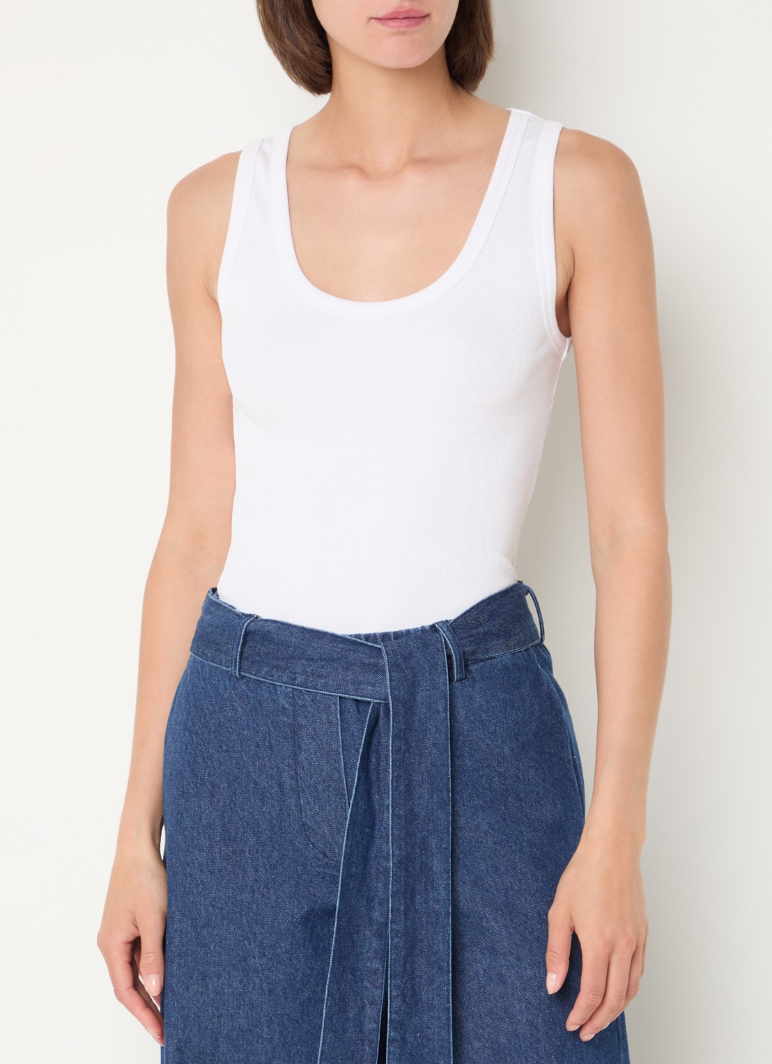 Modström Igor tanktop met ribstructuur - detail 4 wit