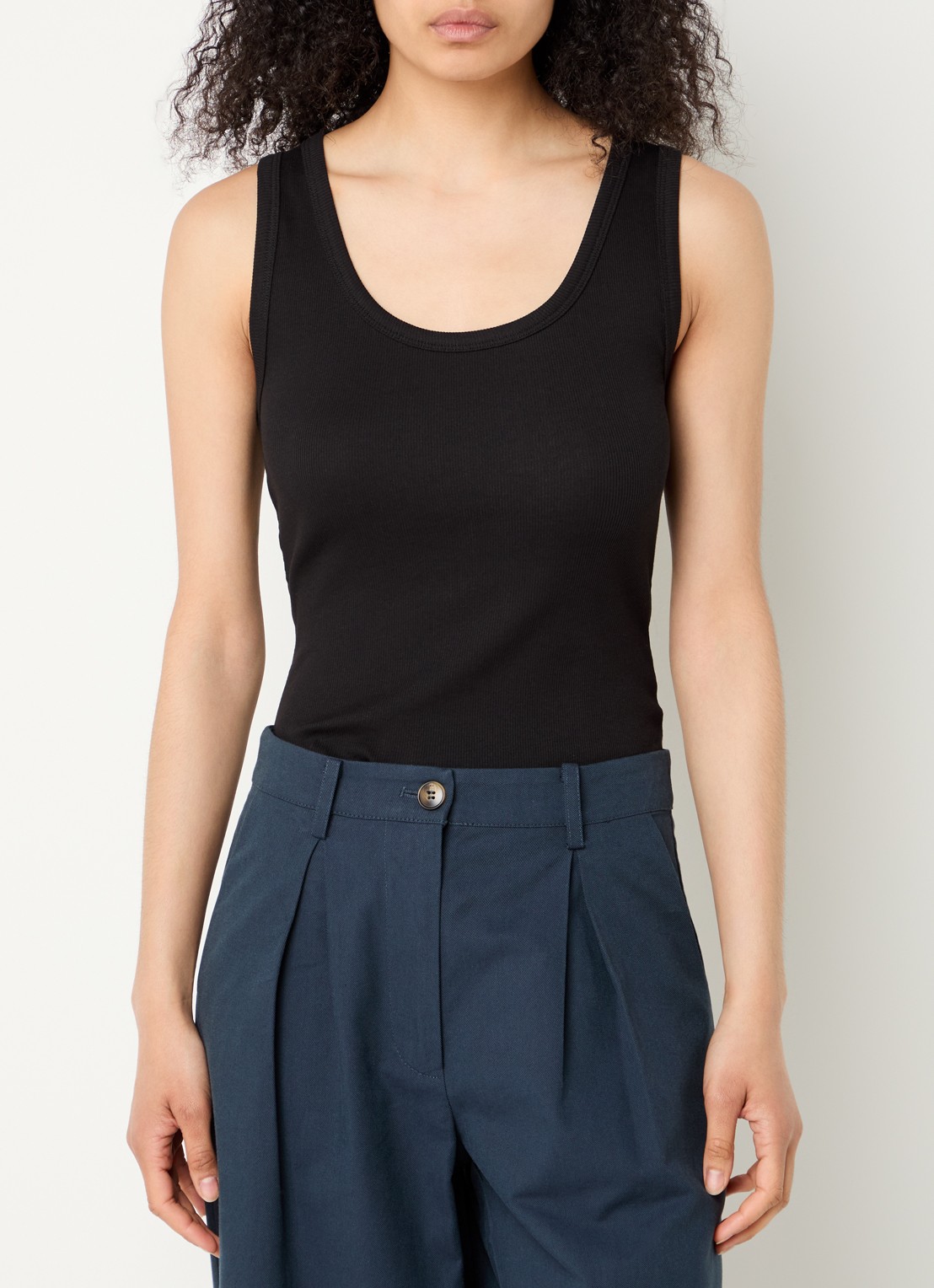 Modström Igor tanktop met ribstructuur - detail 4 zwart