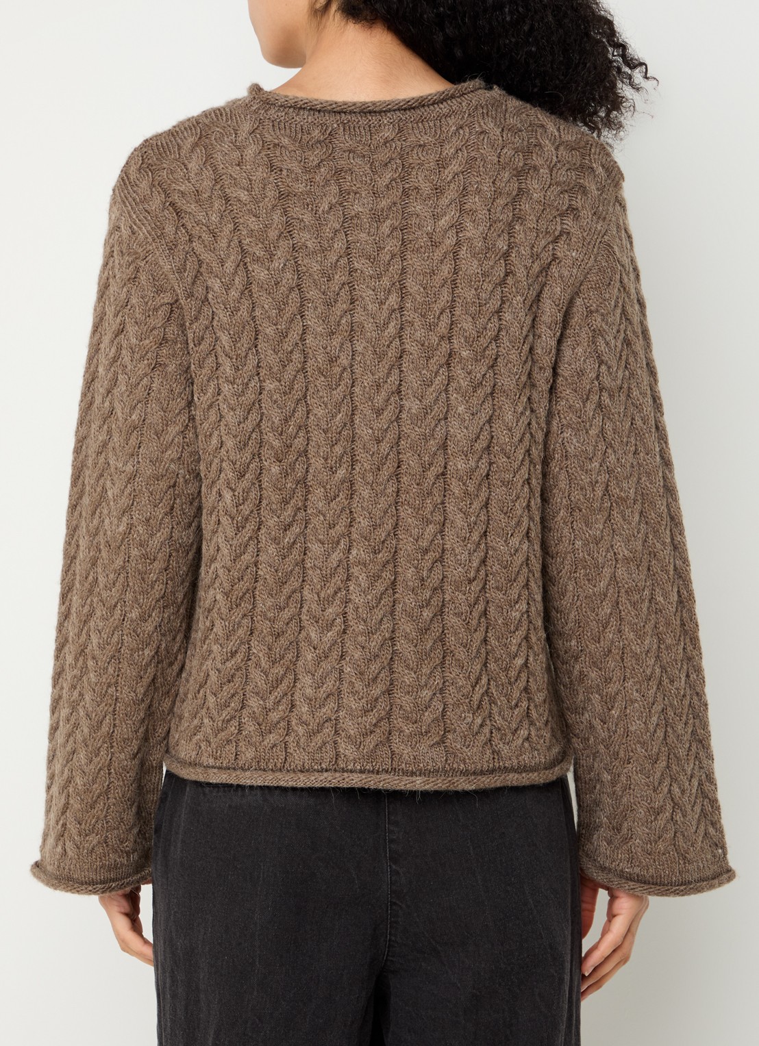 Modström Kurtis kabelgebreide trui in alpaca wolblend - achterkant bruin