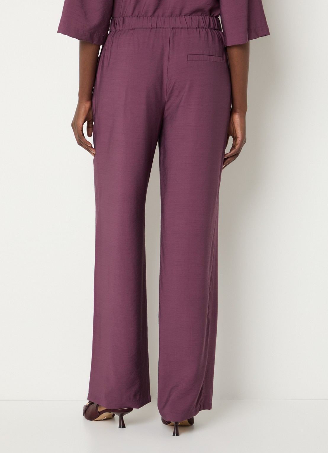 Modström Nicki high waist wide fit broek met steekzakken - achterkant 4 aubergine
