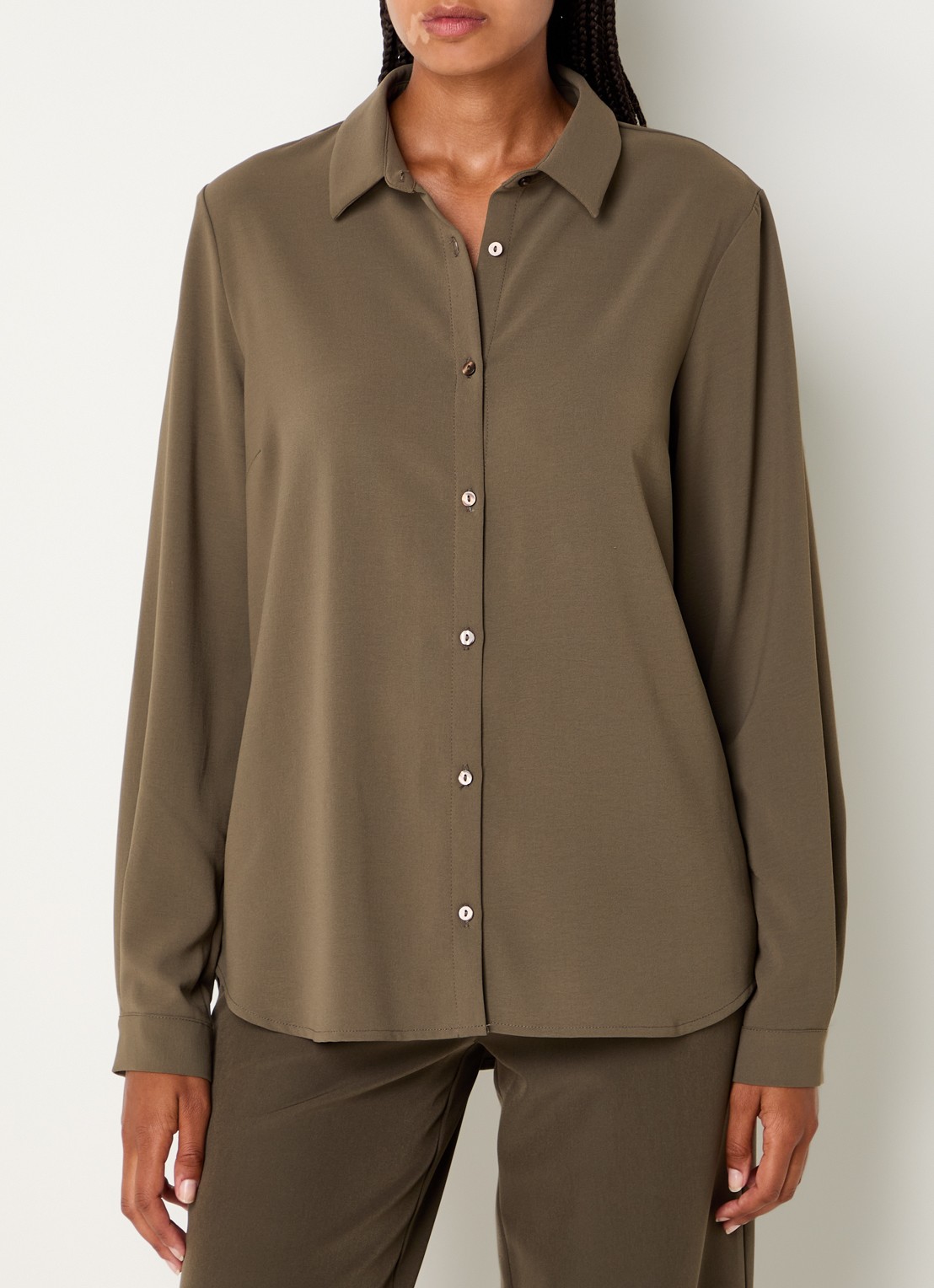Modström Ossa blouse met kraag - detail 4 olijfgroen