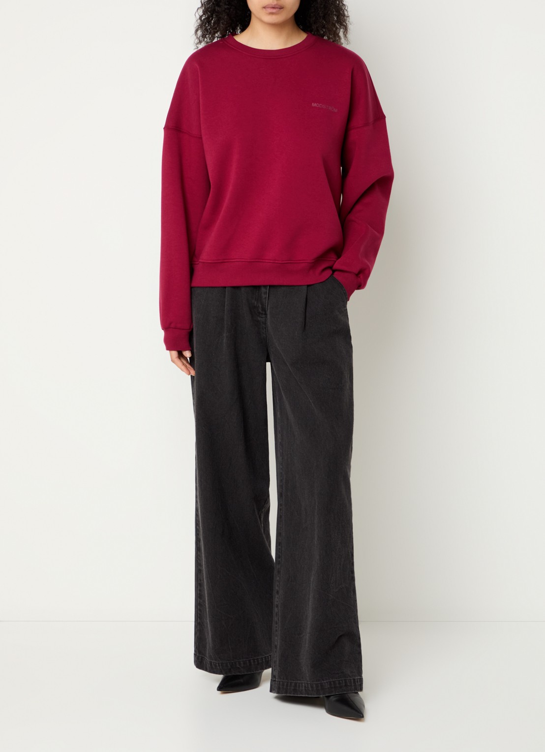 Modström Paula sweater met logo - voorkant 4 donkerrood