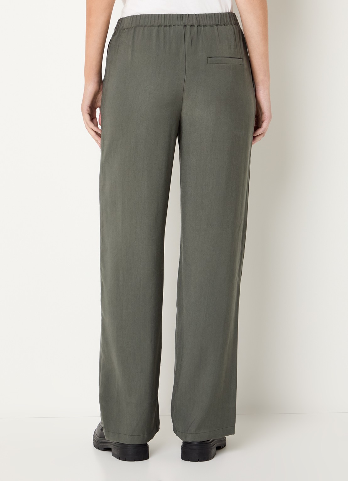 Modström Sebastian high waist straight fit broek met steekzakken - achterkant legergroen