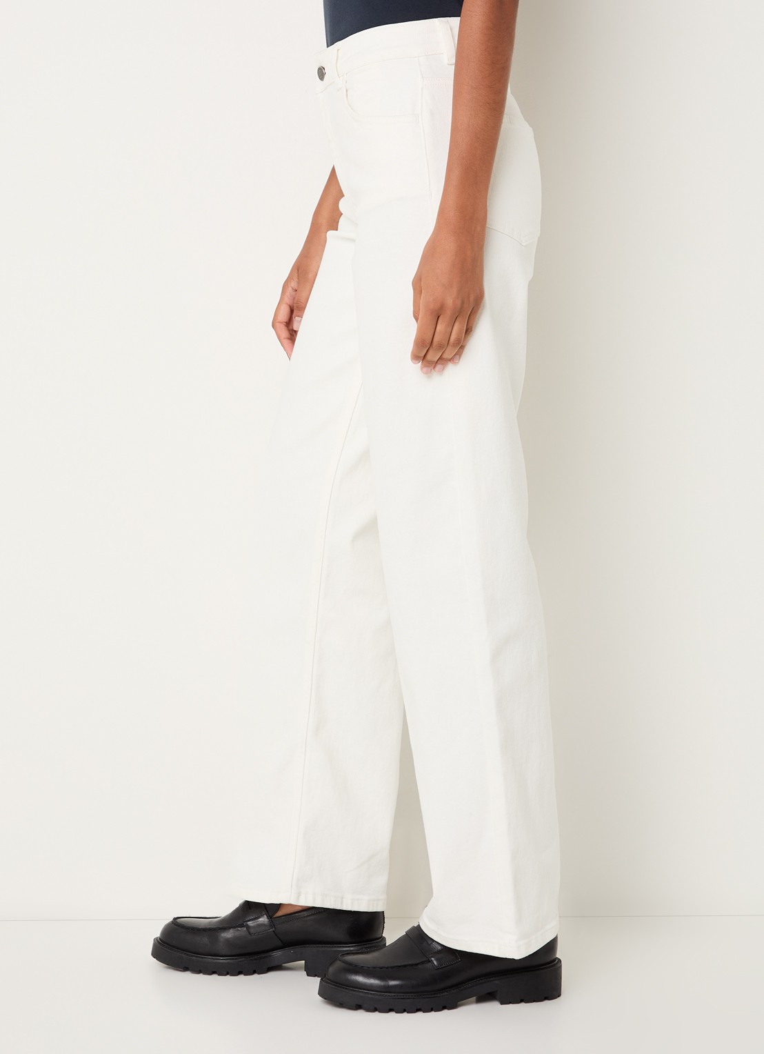 Modström Solange mid waist straight leg jeans met gekleurde wassing - detail 5 wit
