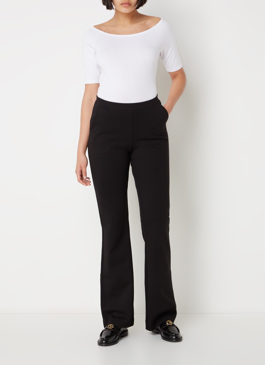 Modström Tanny high waist flared fit broek met stretch - voorkant 3 zwart