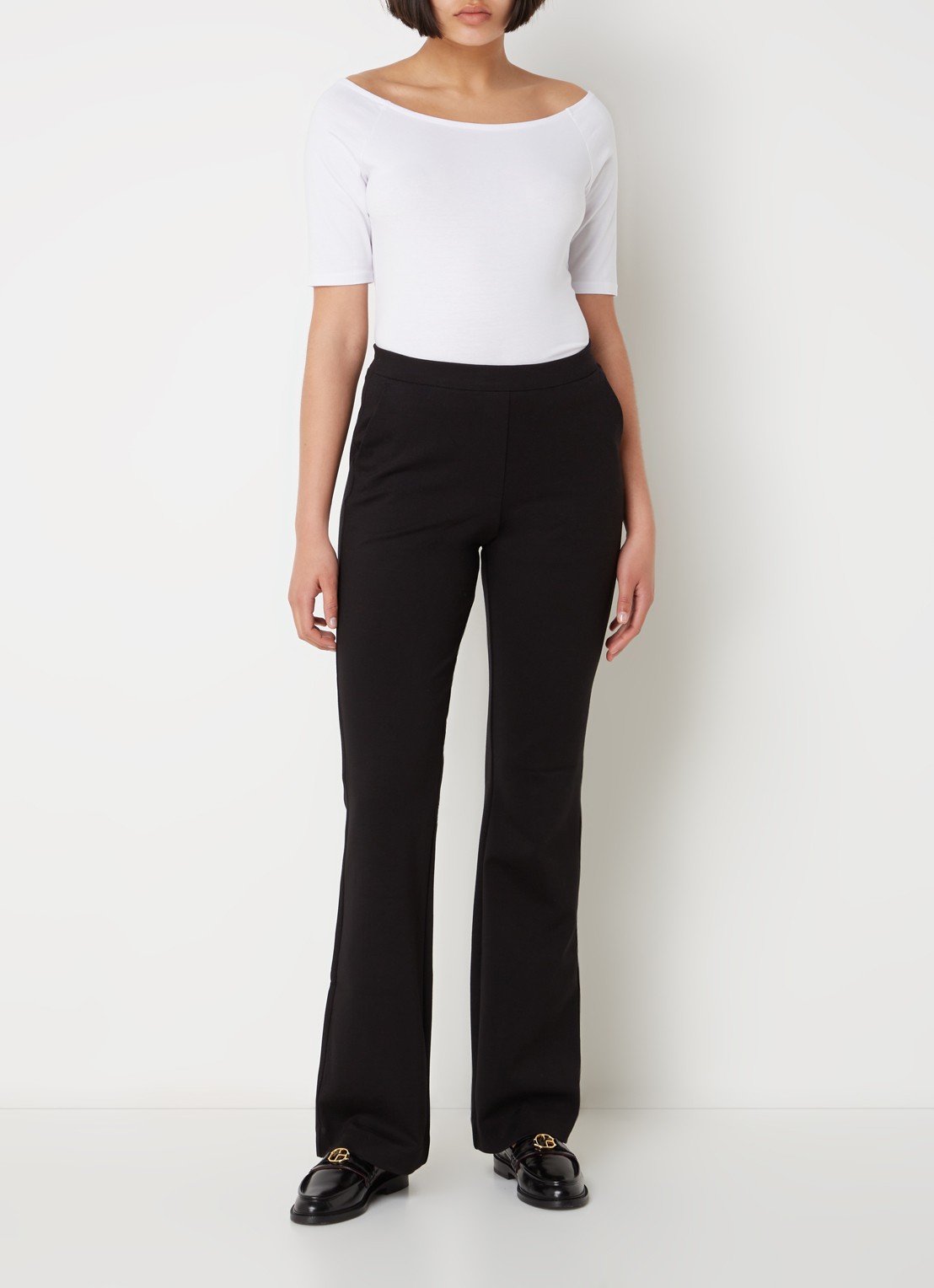 Modström Tansy top met boothals en stretch - voorkant 3 wit