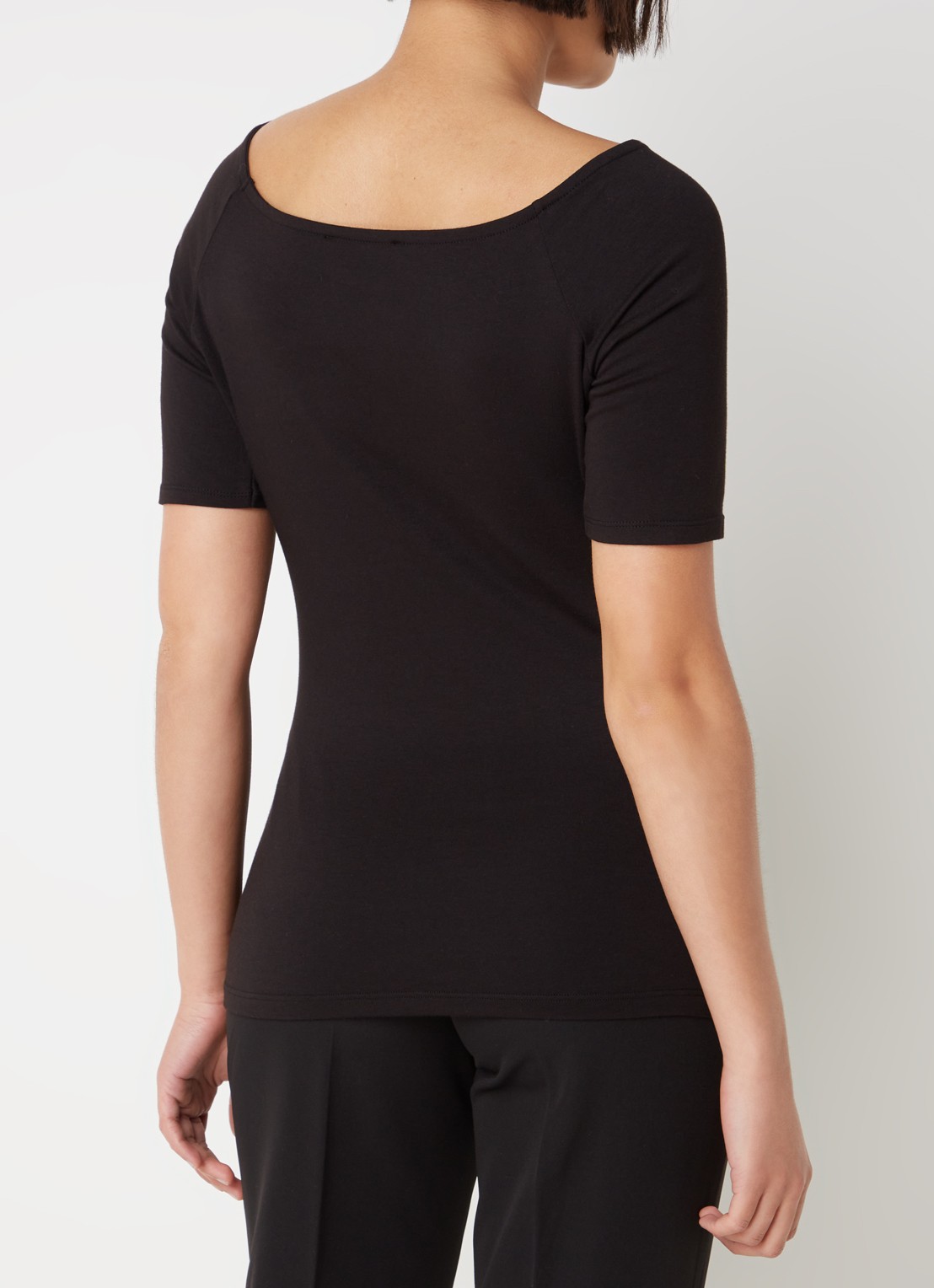 Modström Tansy top met boothals en stretch - achterkant zwart