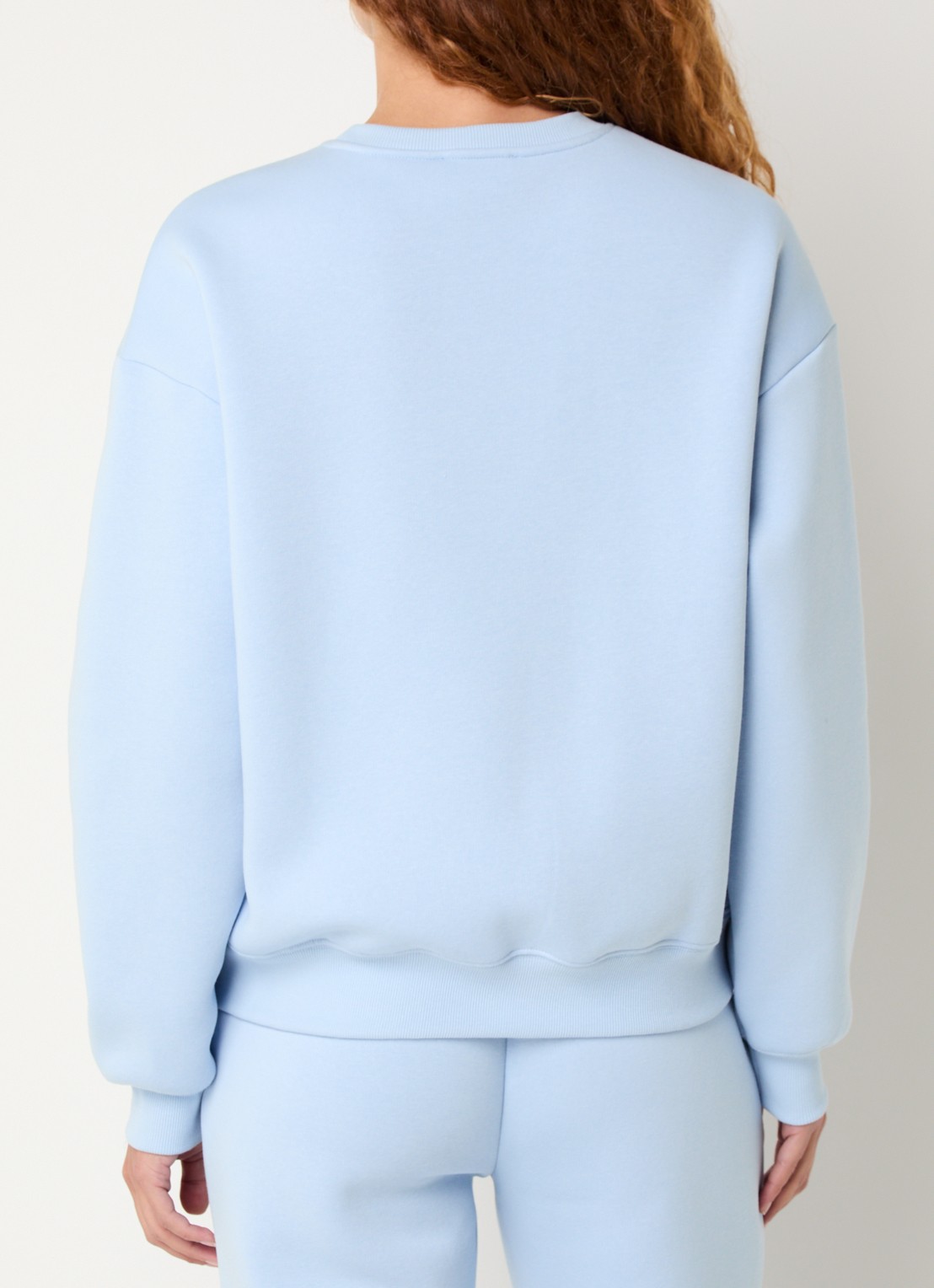 Modström Tia sweater met logoprint - achterkant 3 lichtblauw