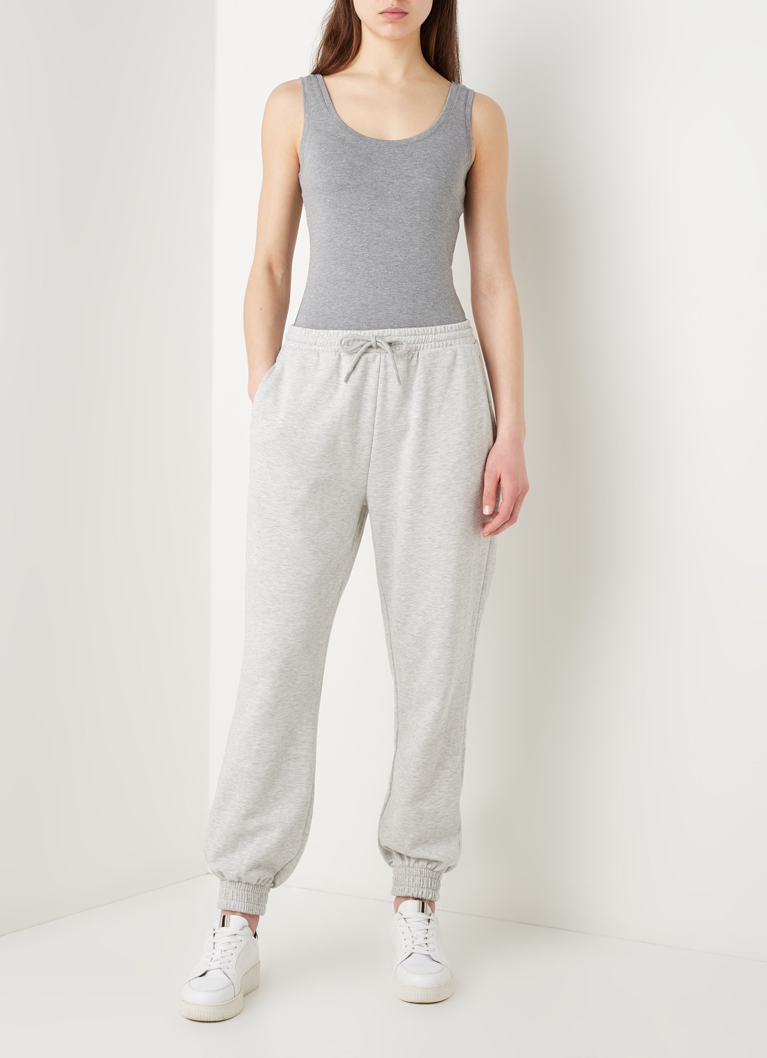 Modström Tulla tanktop in katoenblend - voorkant 4 grijsmele