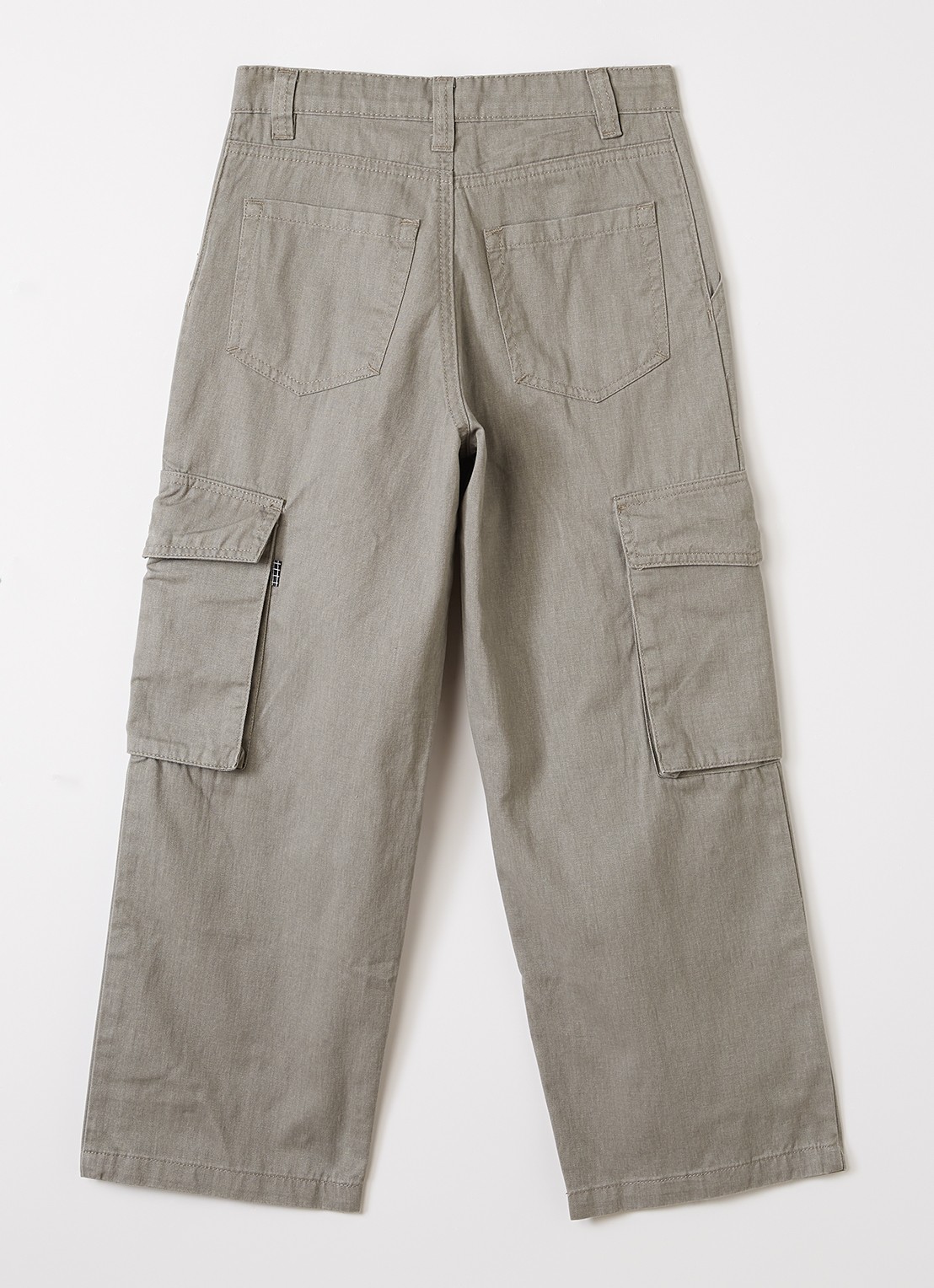 Molo Alter loose fit cargobroek met klepzakken - voorkant 2 taupe