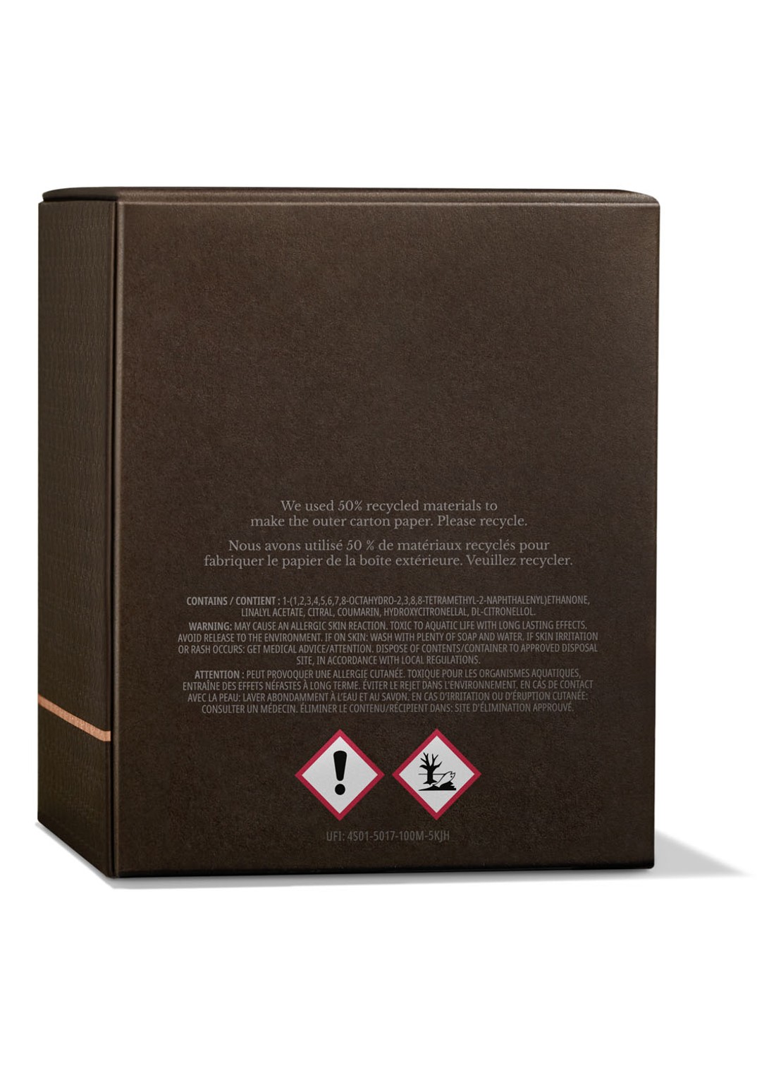 Molton Brown Re-Charge Black Pepper Signature Scented Candle - geurkaars - detail 3 undefined