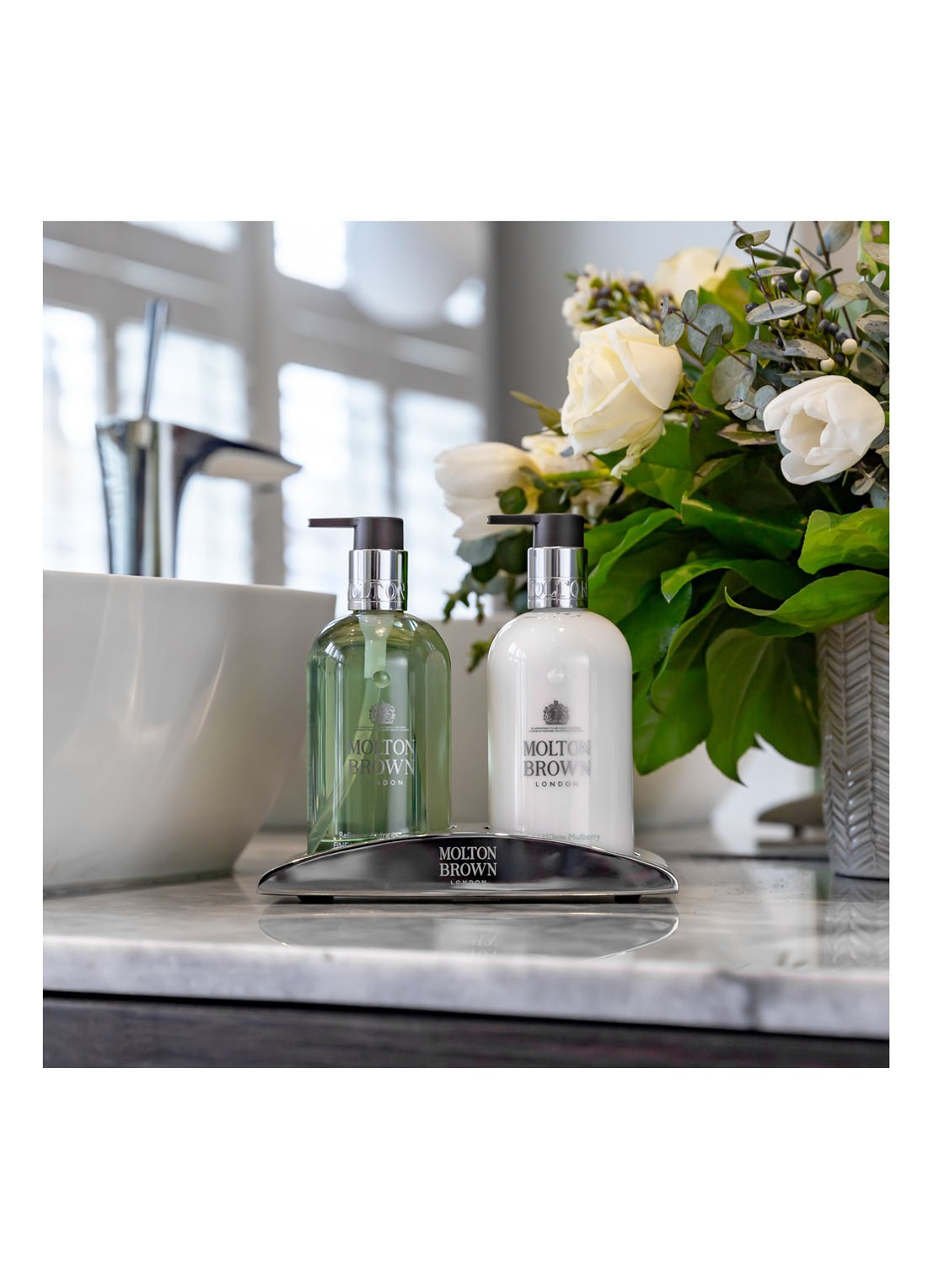 Molton Brown Refined White Mulberry Fine Liquid Hand Wash - handzeep - detail 4 undefined