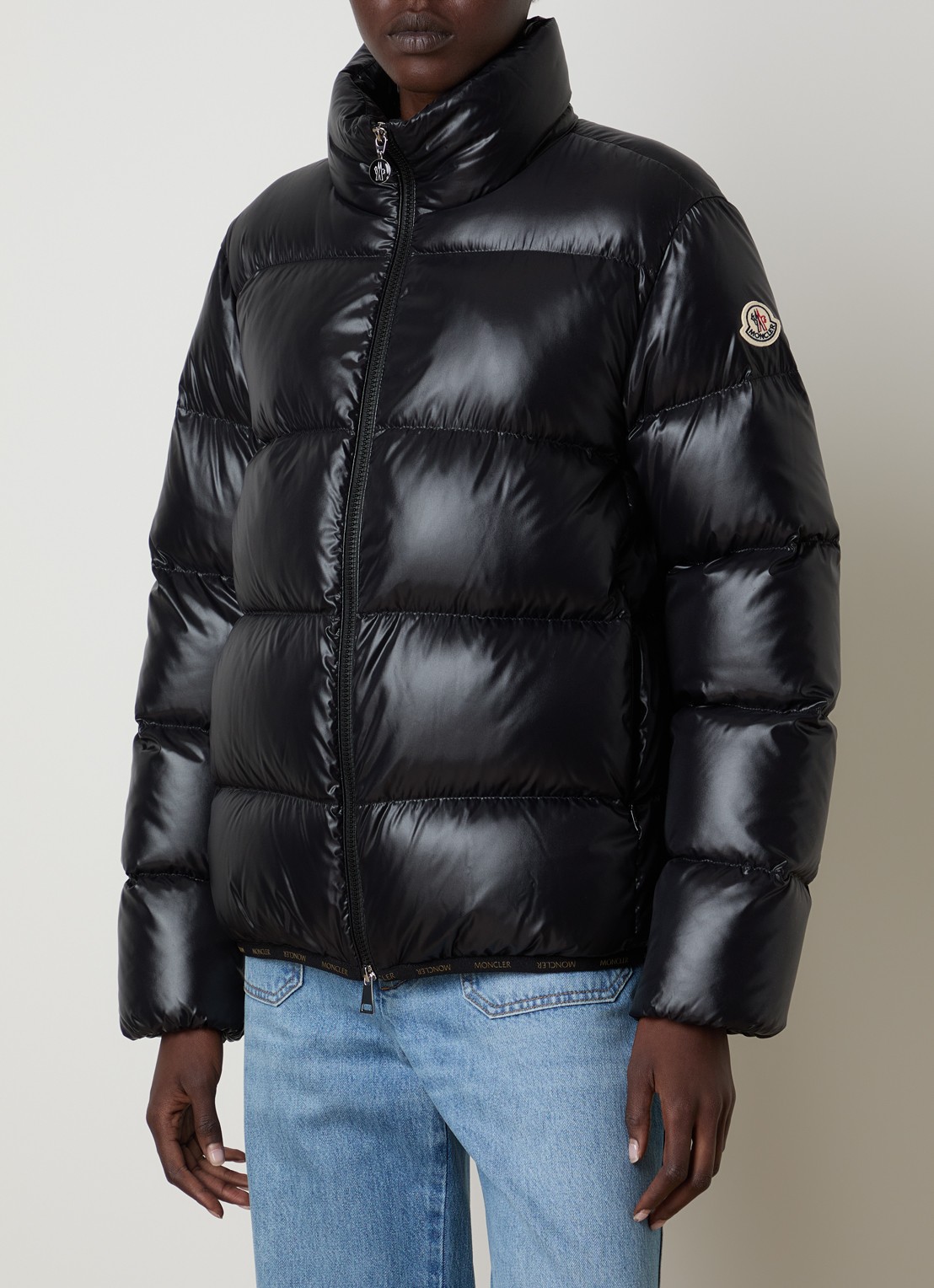 Moncler Abbadia puffer jack met donsvulling en ritszakken - detail zwart