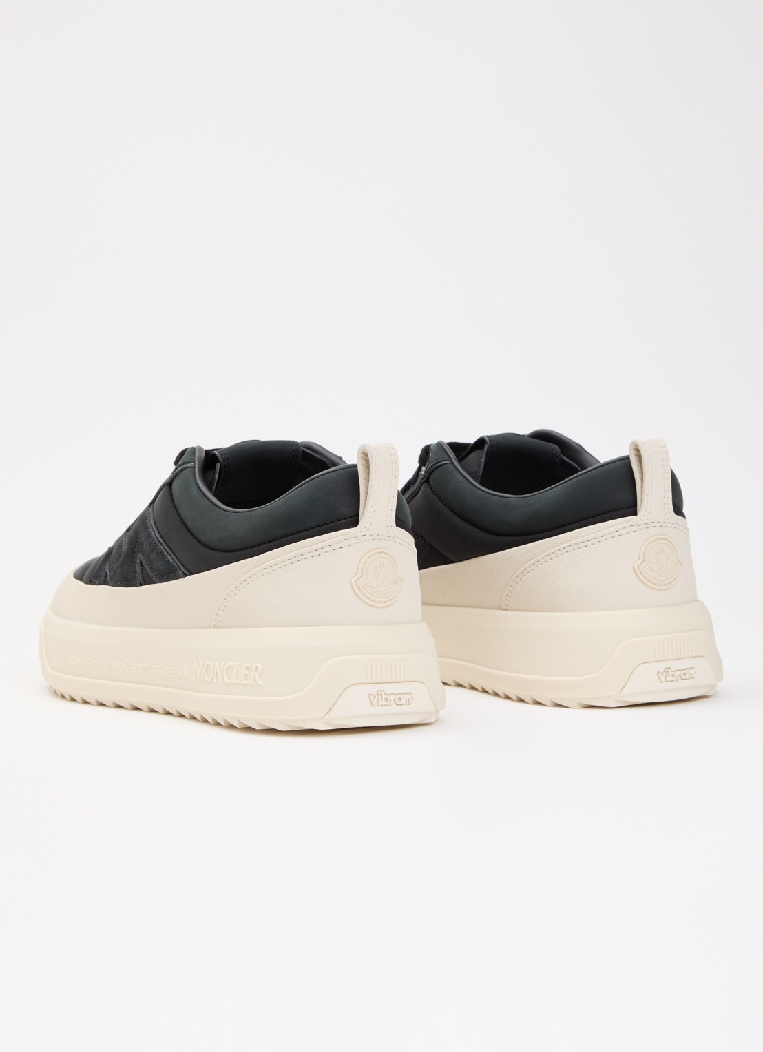Moncler Altive sneaker met nubuck details - achterkant 6 zwart